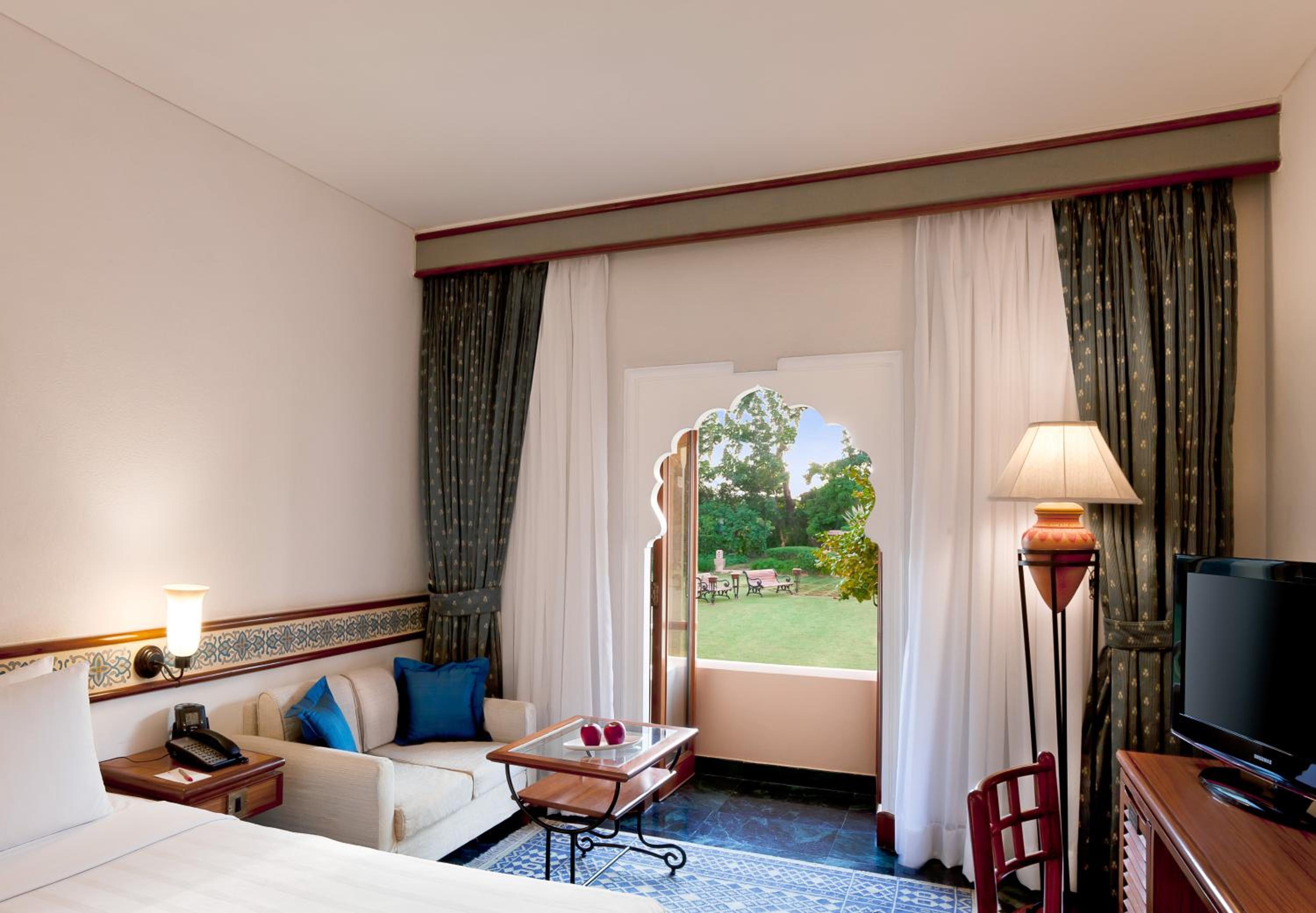 Deluxe Garden View Room With Balcony, Twin Beds