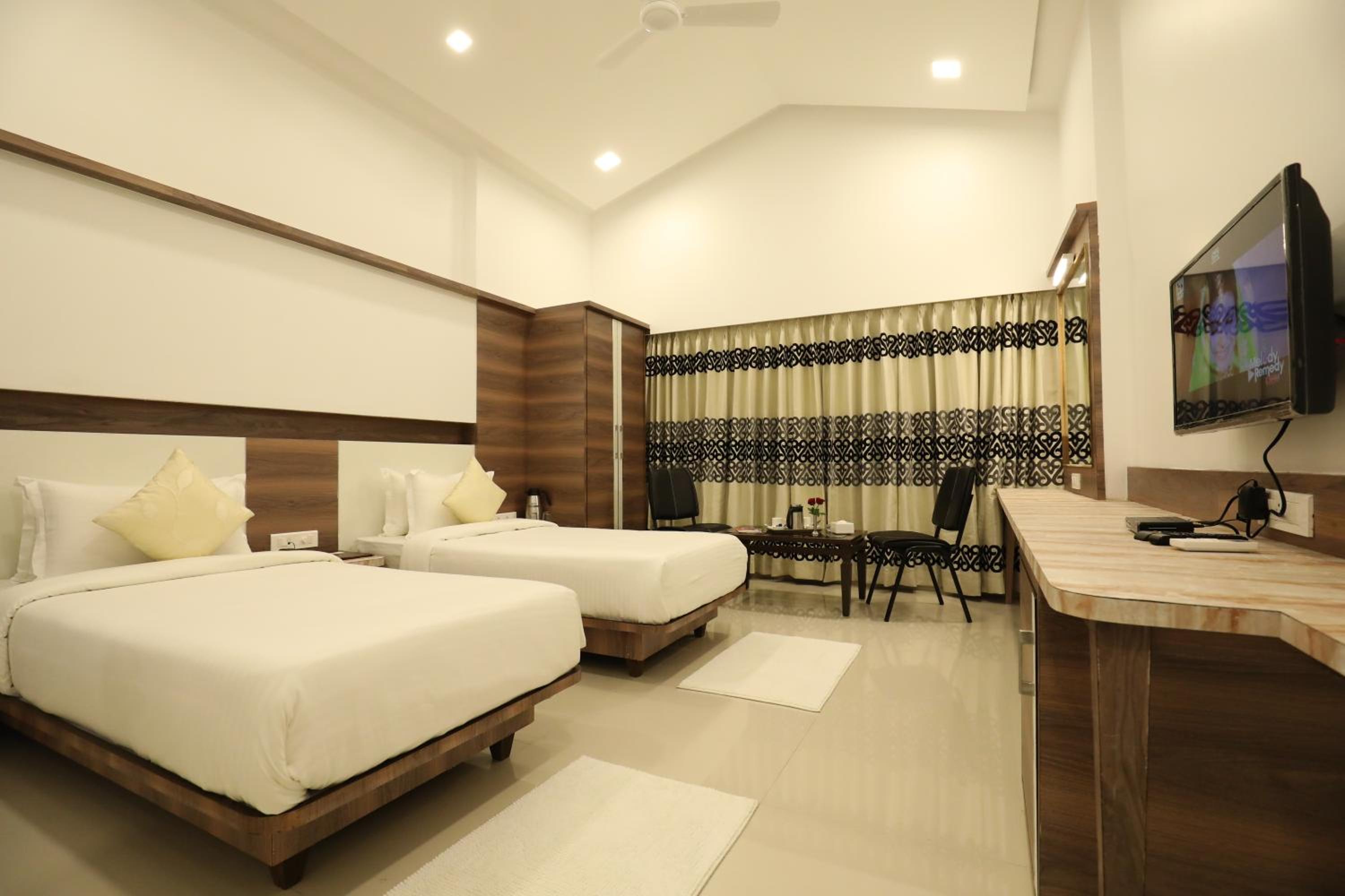 Corporate Room - Photo 3