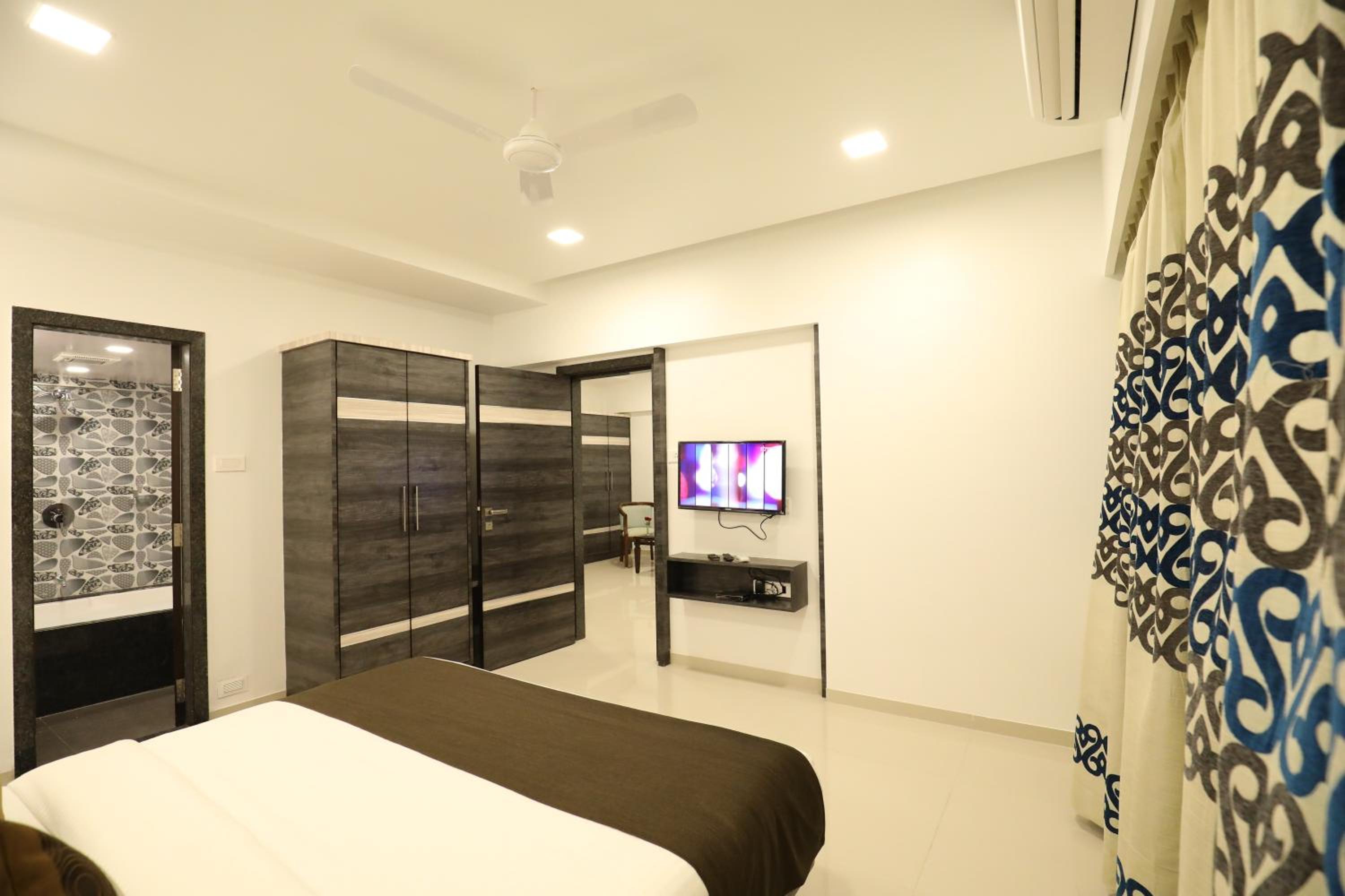 Family Suite - Photo 1