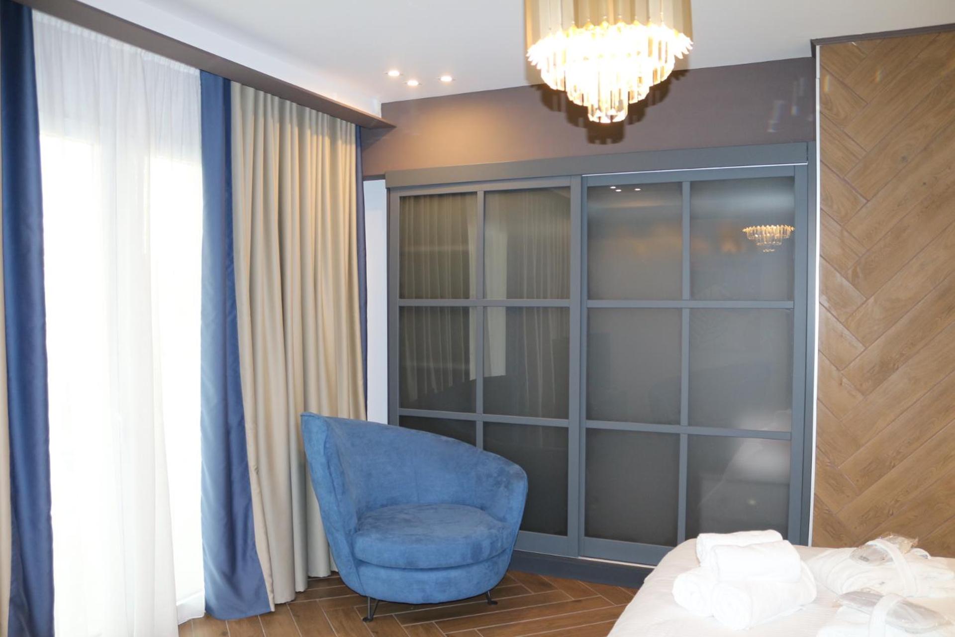 Suite with Balcony photo 2