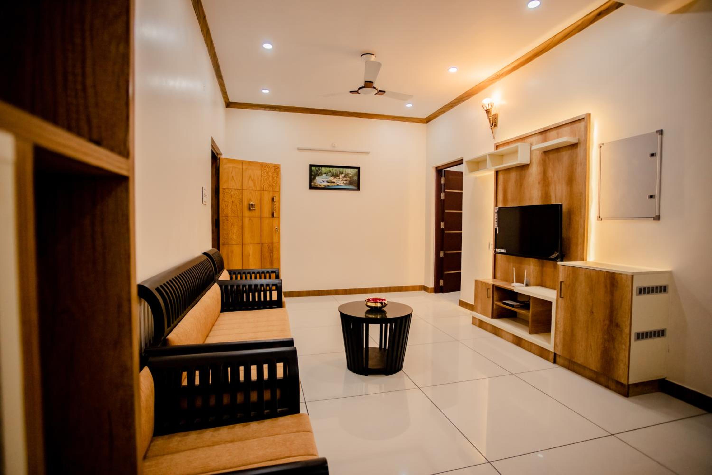 Two-Bedroom Apartment - Photo 19