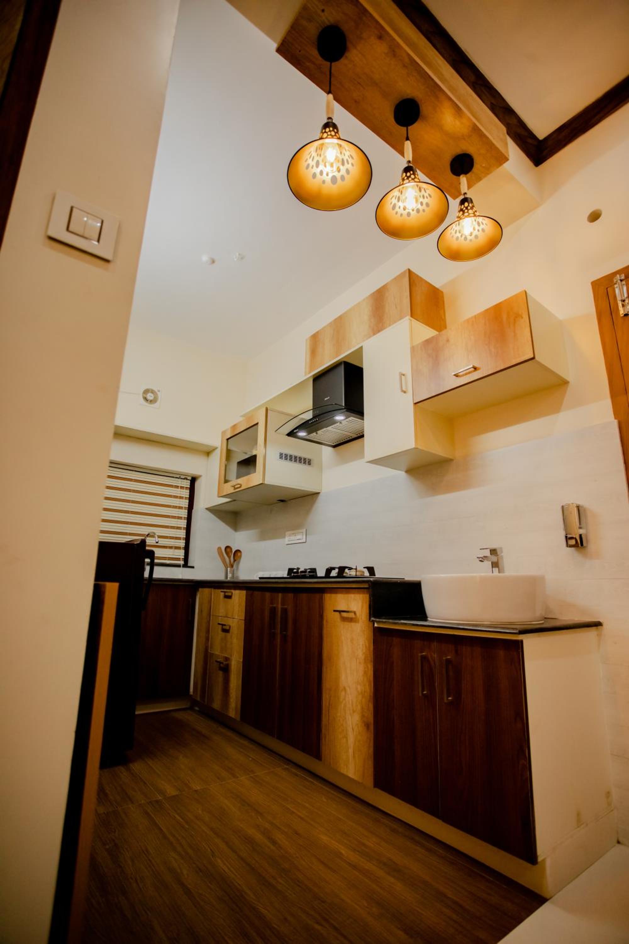 One-Bedroom Apartment - Photo 9