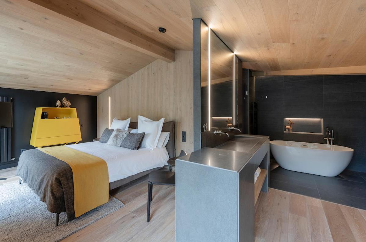 Suite with Balcony