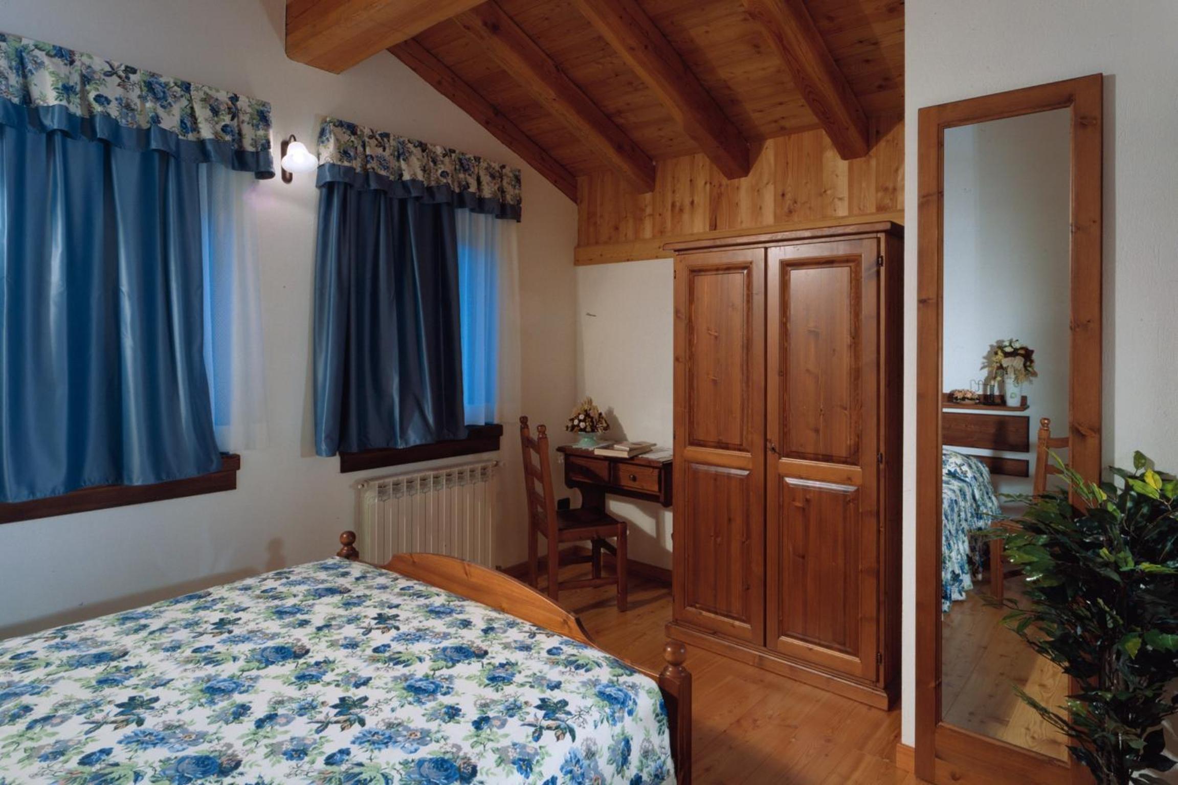 Deluxe Double or Twin Room - Photo 3