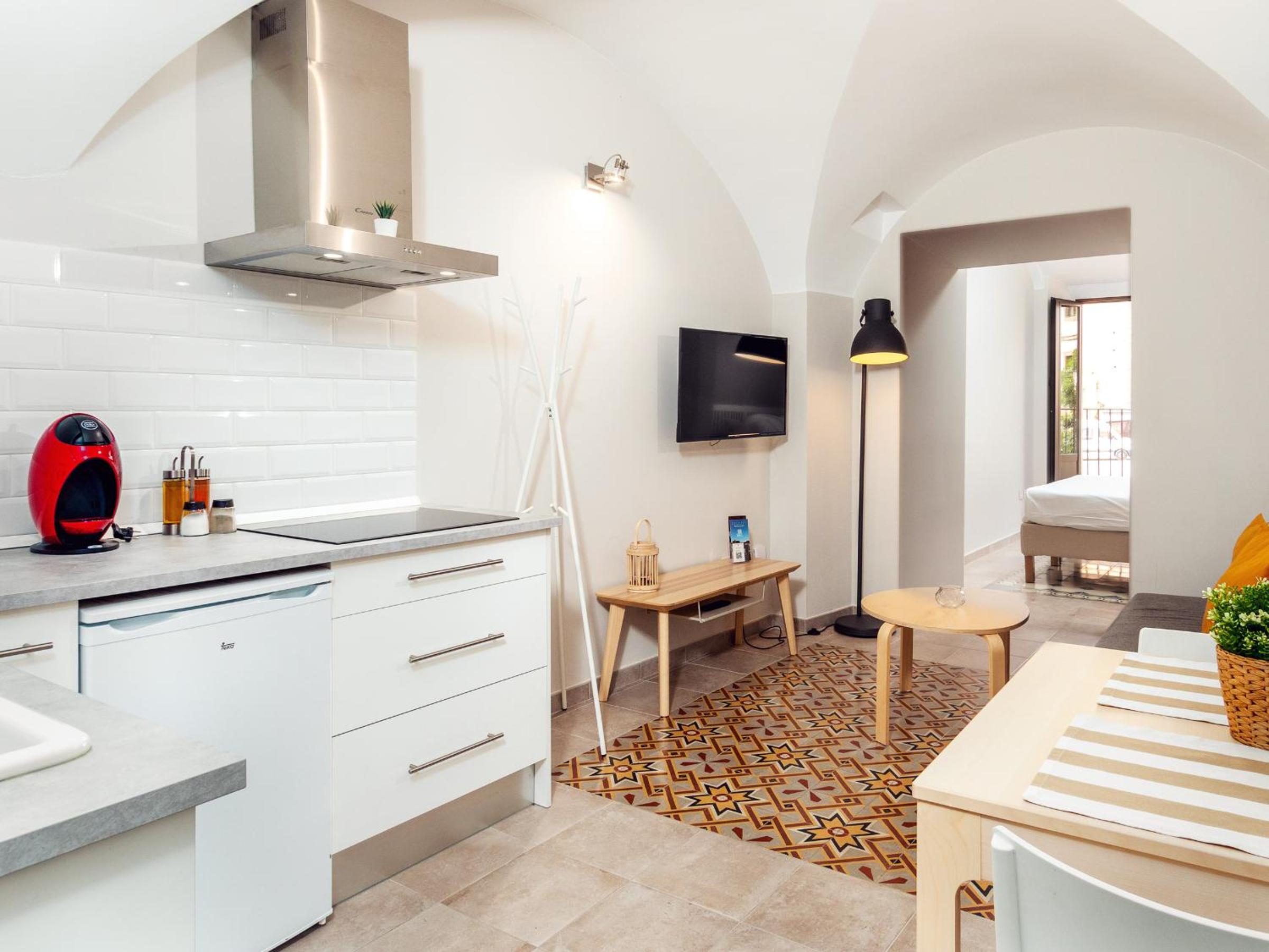 Studio Apartment photo 2