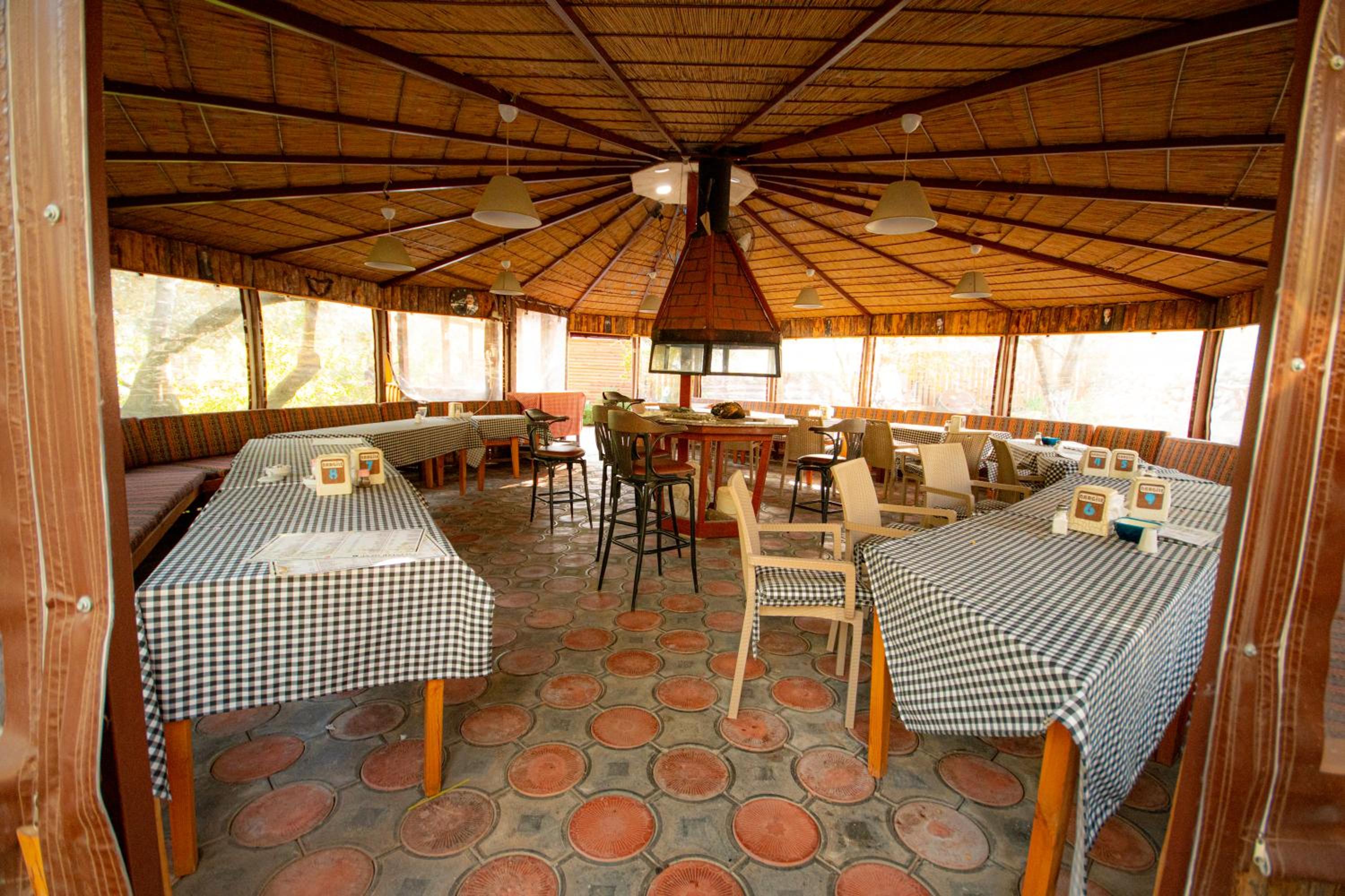 Bungalow with Garden View photo 3