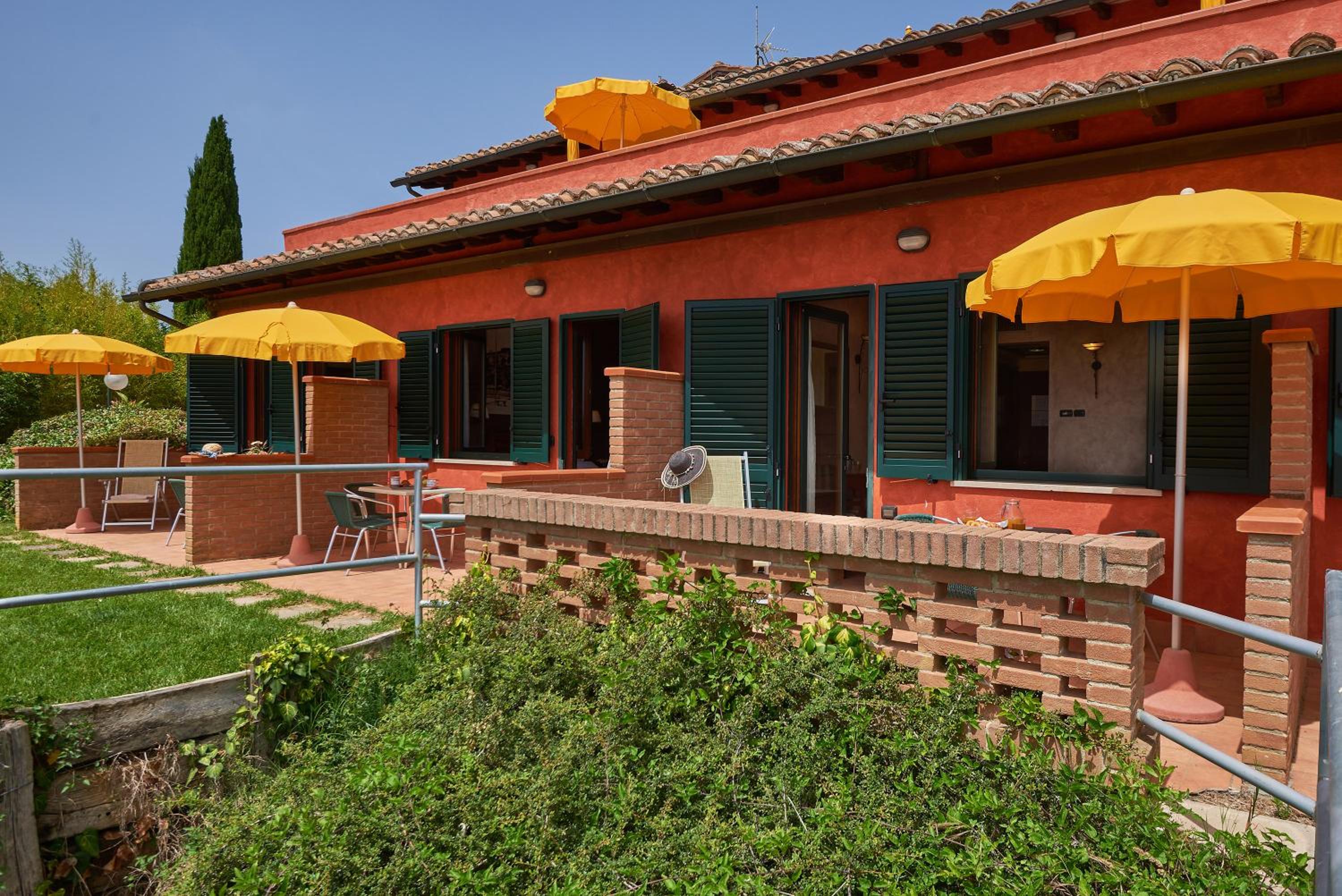 Superior Double or Twin Room with Terrace - Photo 10