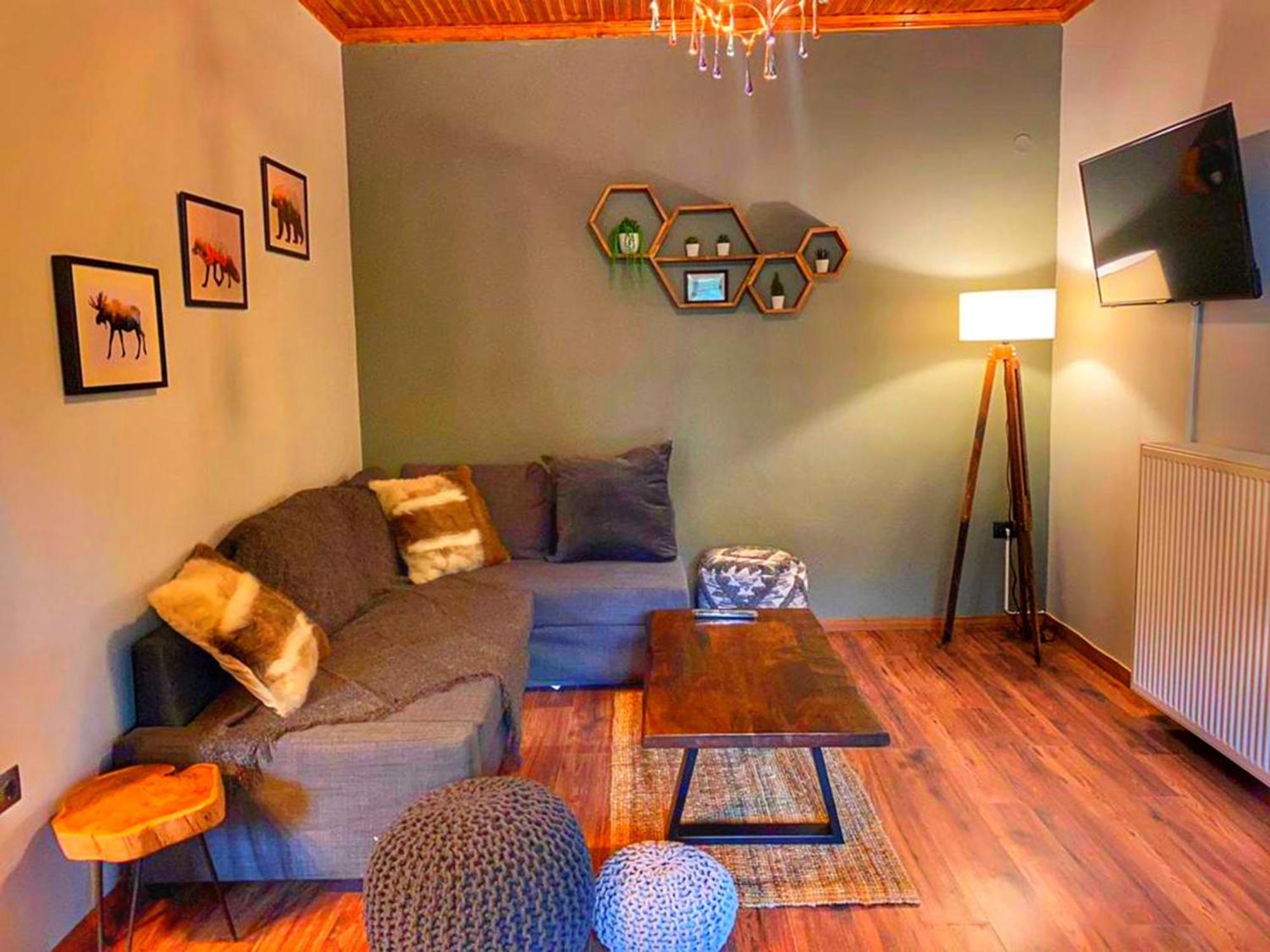 Two-Bedroom Apartment photo 2