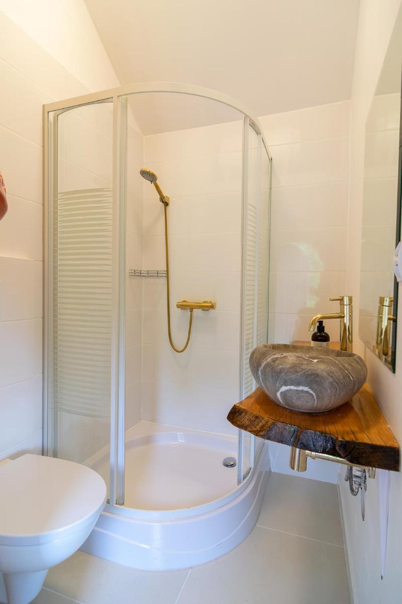 Two-Bedroom House - Photo 45