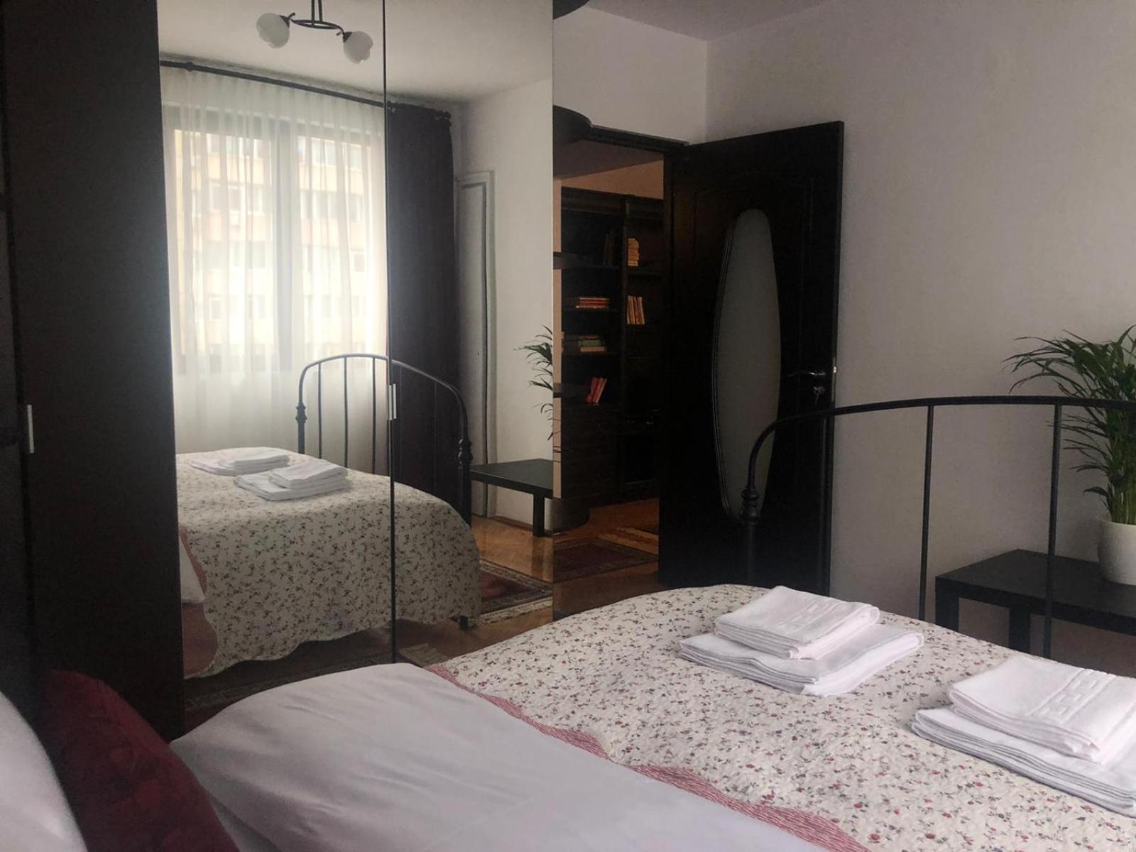 One-Bedroom Apartment - Photo 9