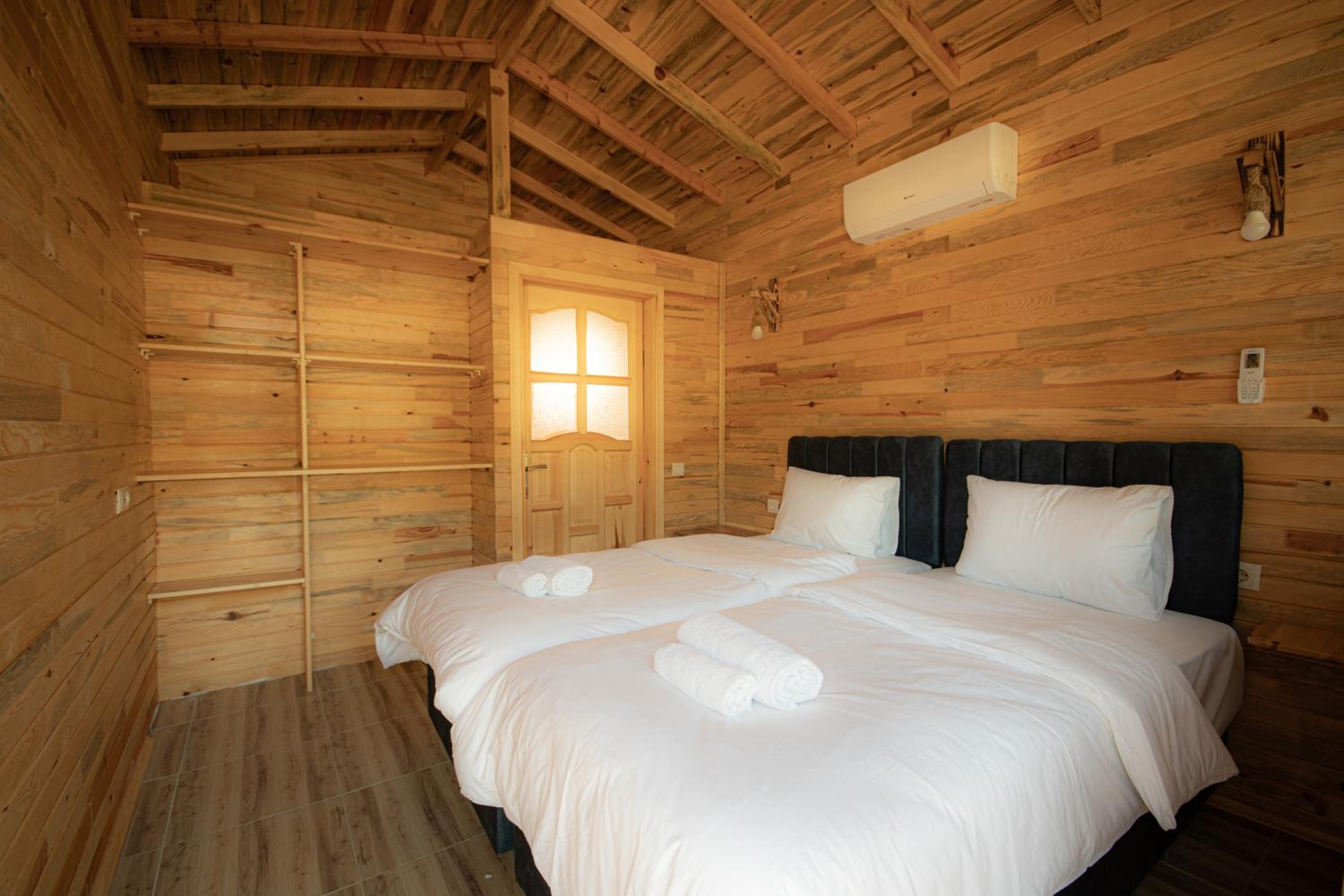 Twin Room with Mountain View photo 1