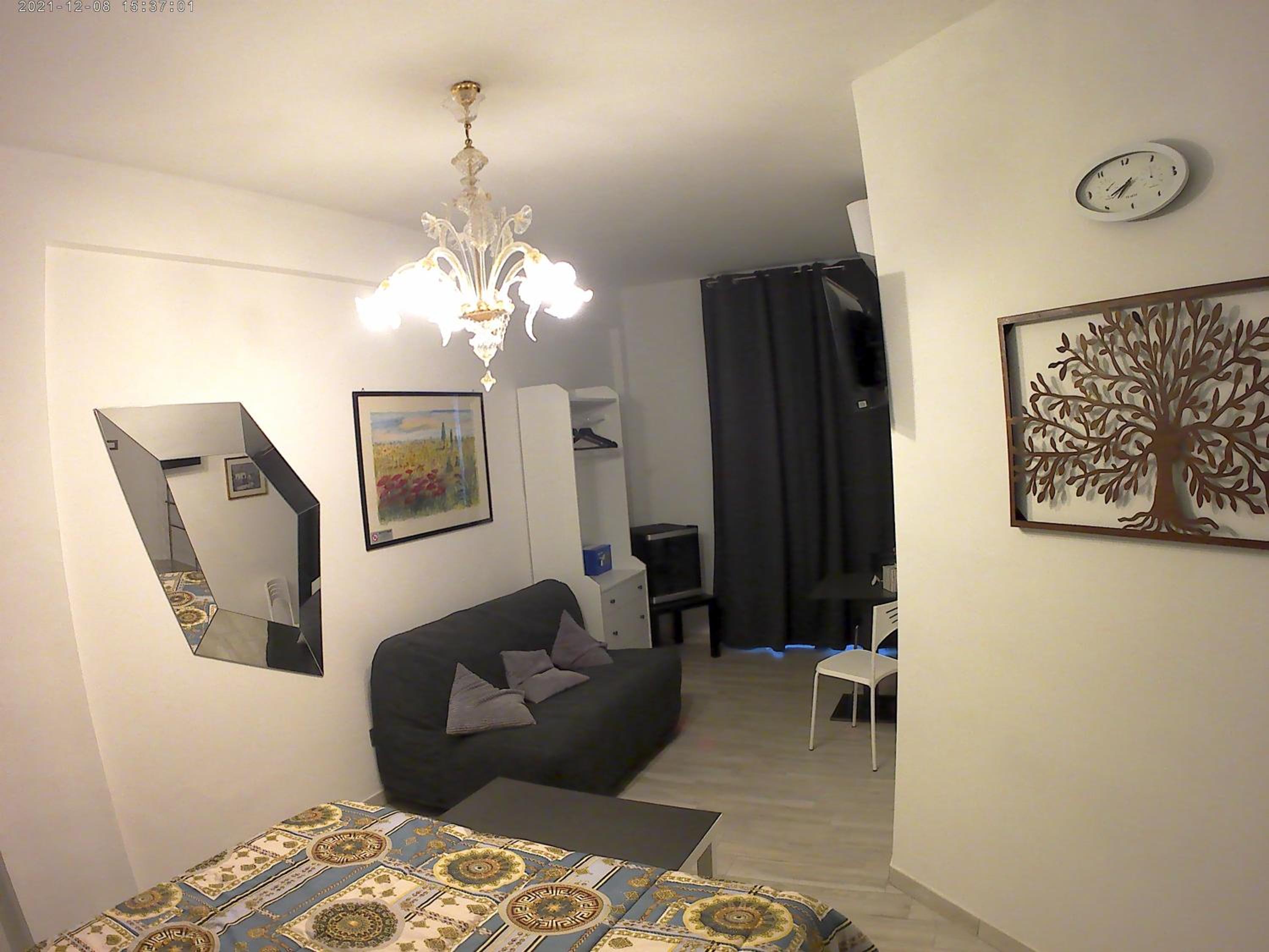 Double Room with Balcony (3 Adults) - Photo 2