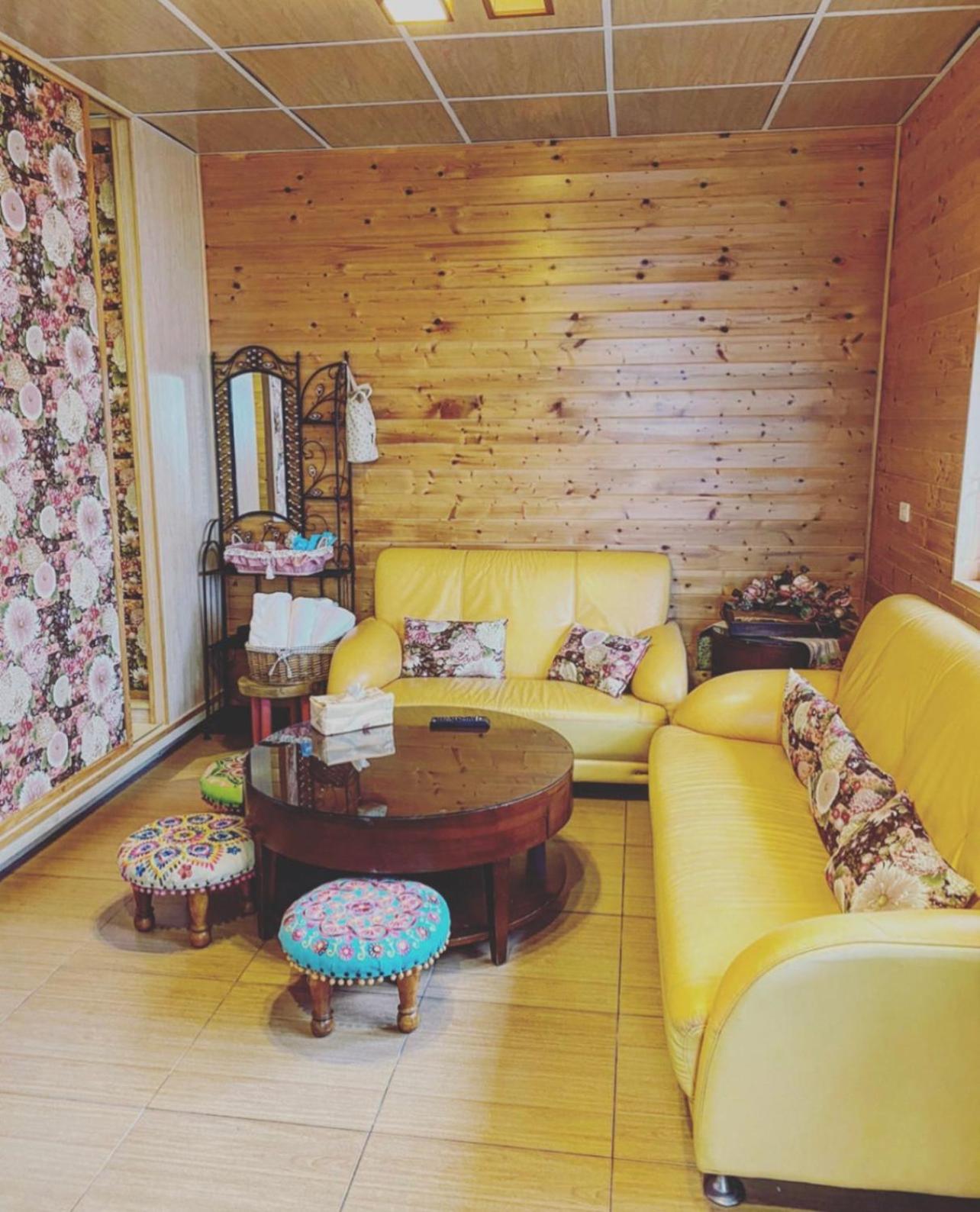 Deluxe Family Suite photo 1