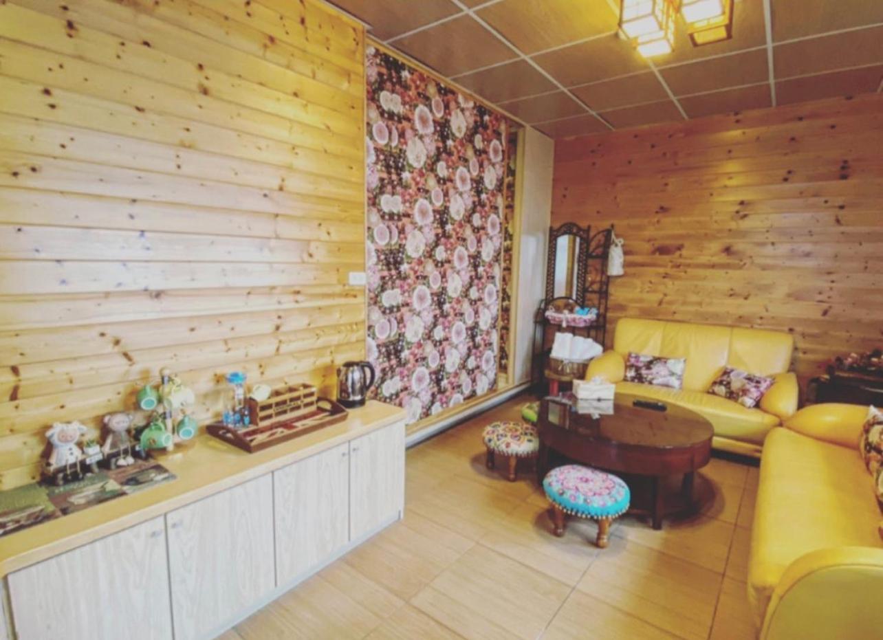 Deluxe Family Suite photo 2