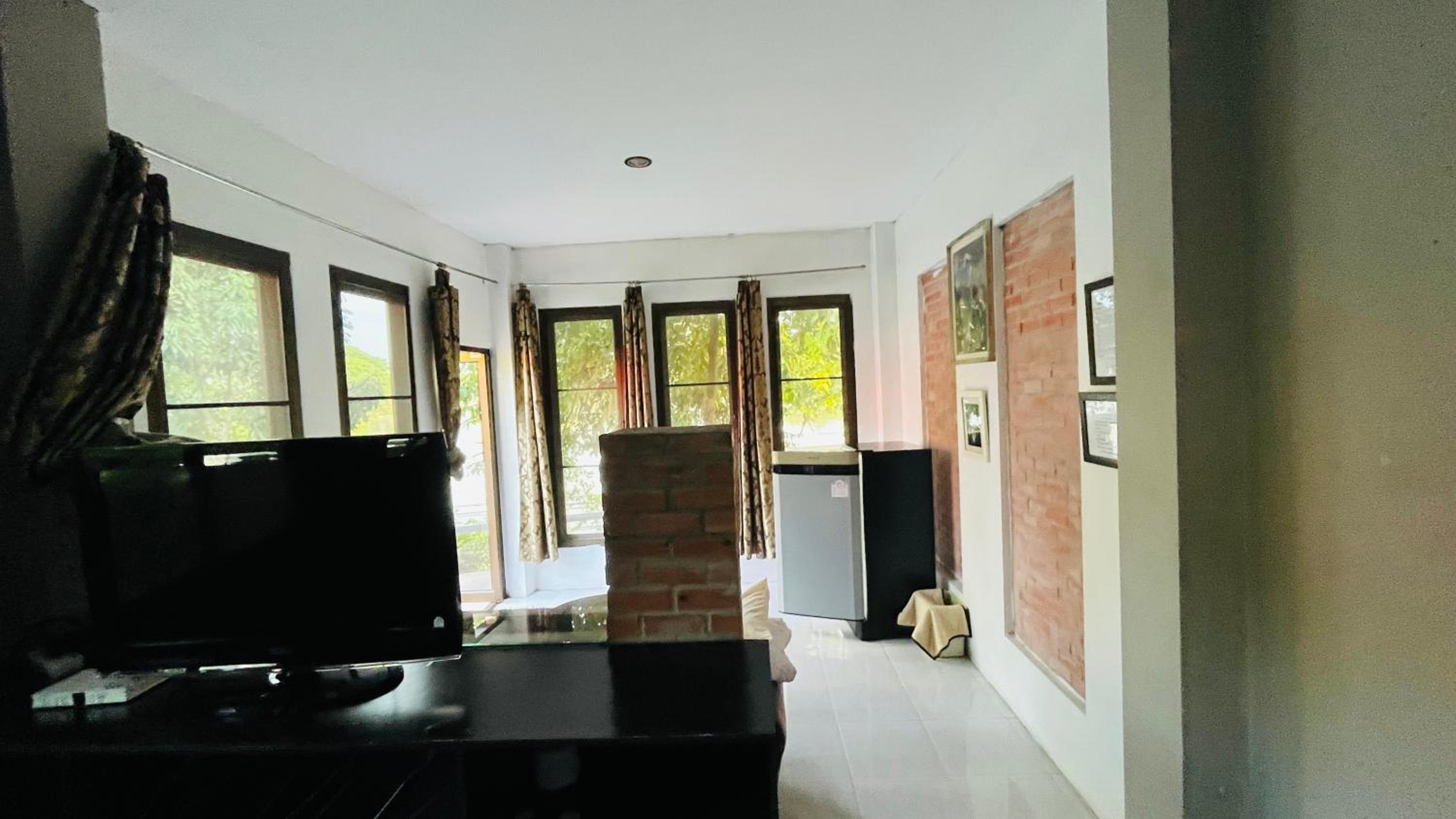 Deluxe Bungalow - Photo 13