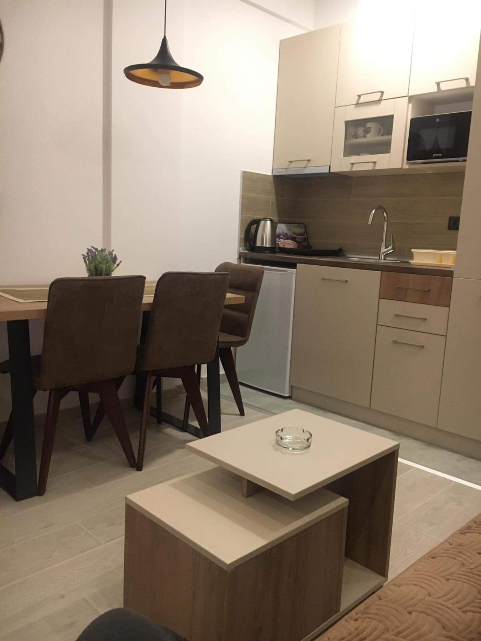 Family Studio - Photo 17