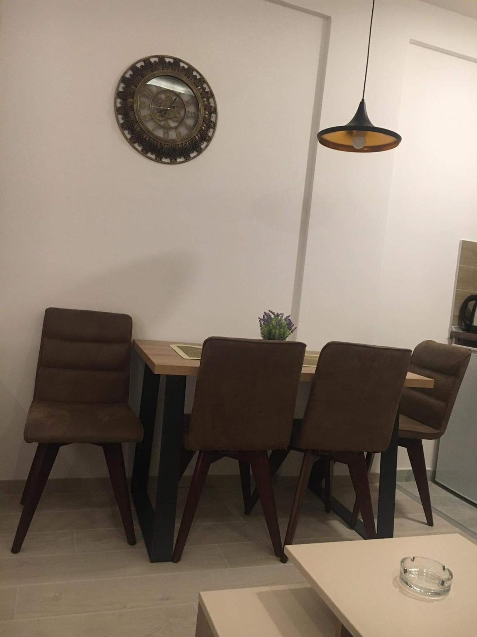 Family Studio - Photo 10