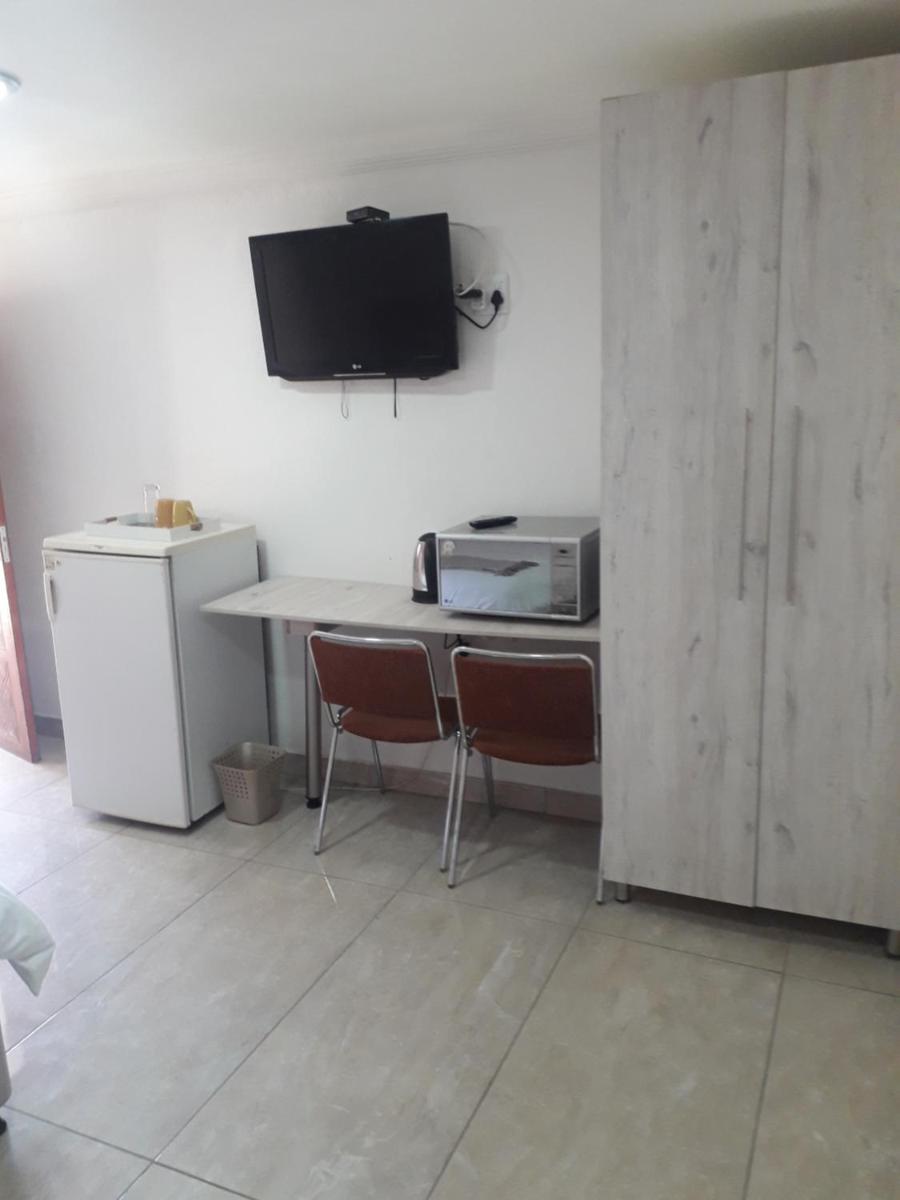 Deluxe Double Room with Shower photo 3