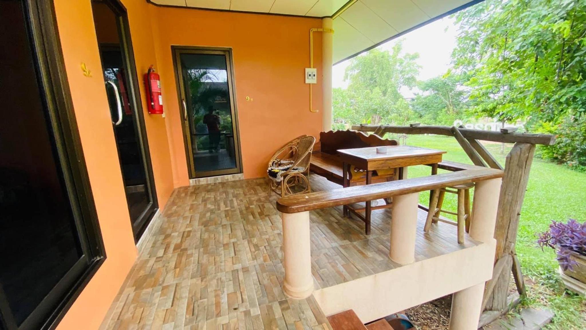 Deluxe Bungalow with Garden View - Photo 2