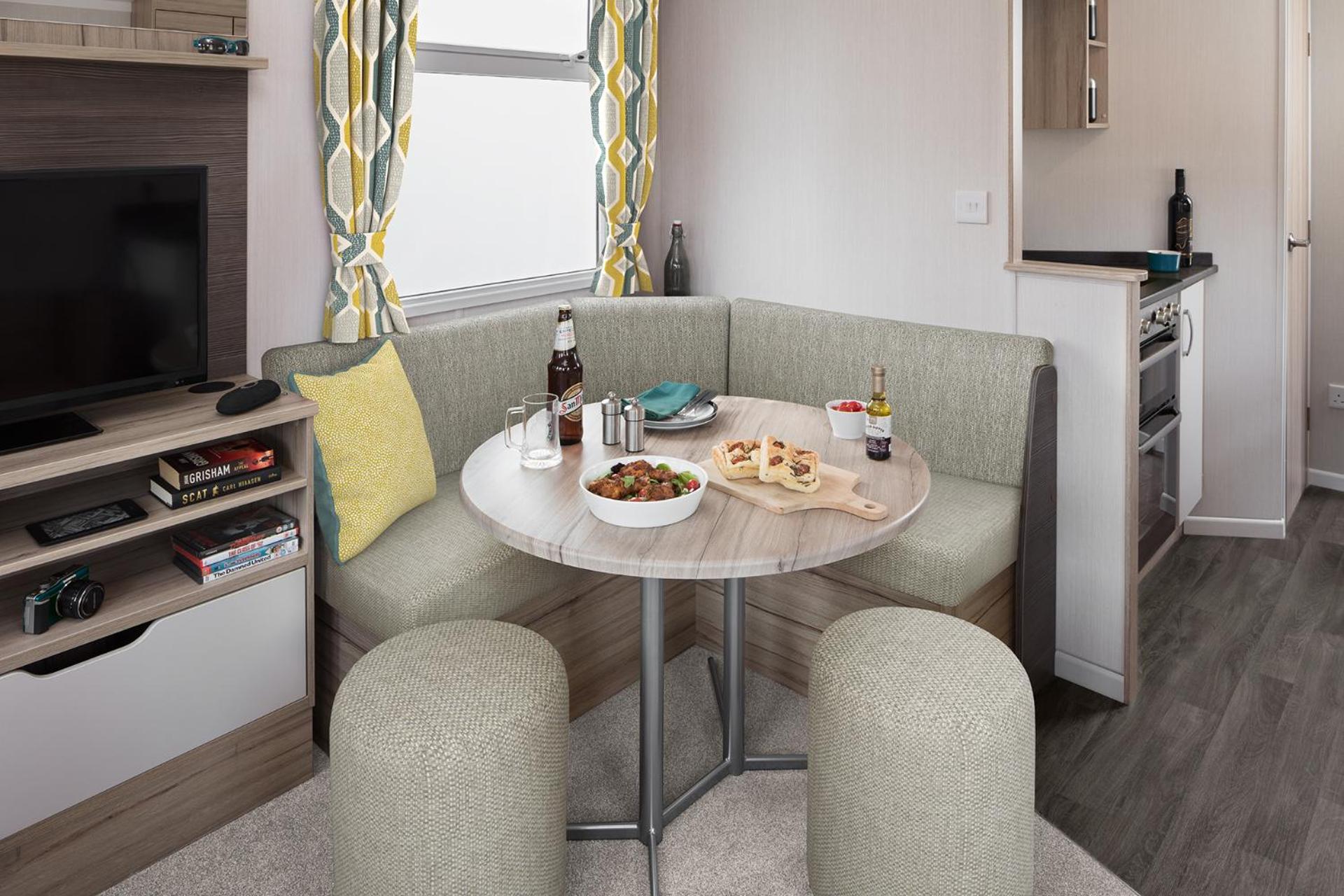 Three-Bedroom House - Photo 7