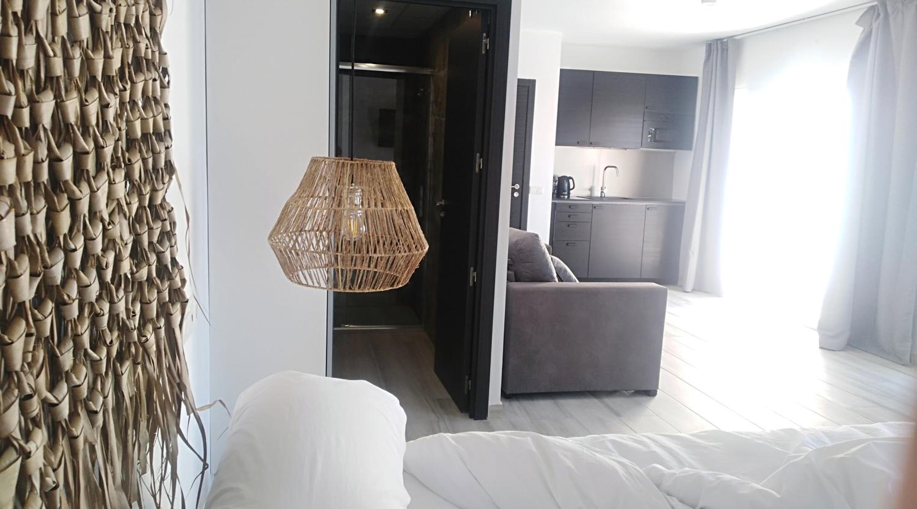 Estudio con terraza