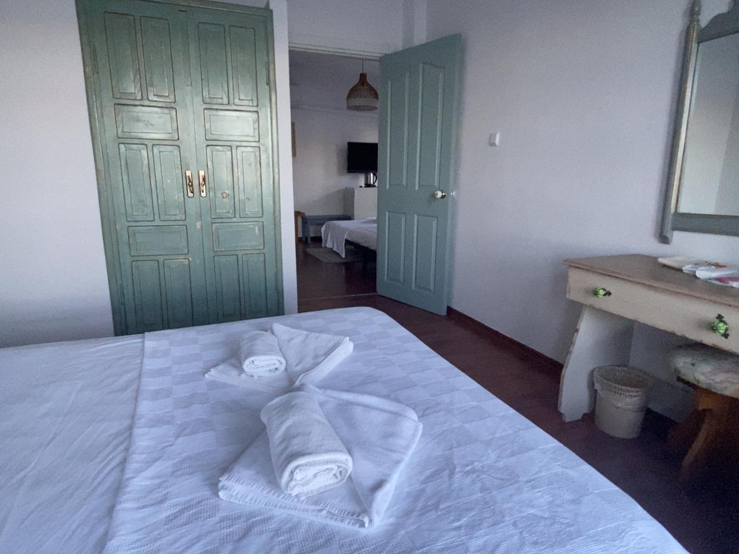 Suite with Sea View - Photo 9