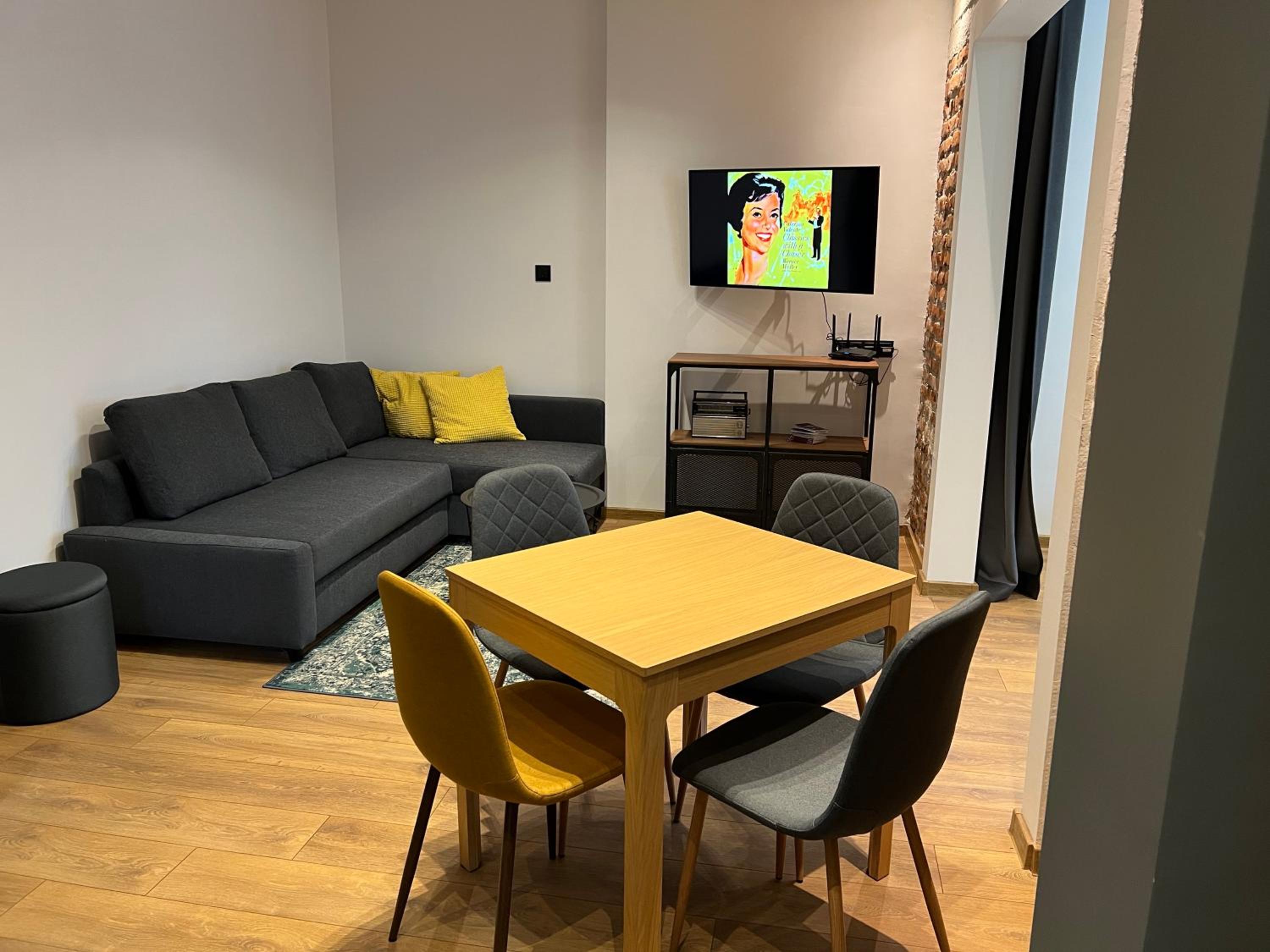 Two-Bedroom Apartment - Photo 15