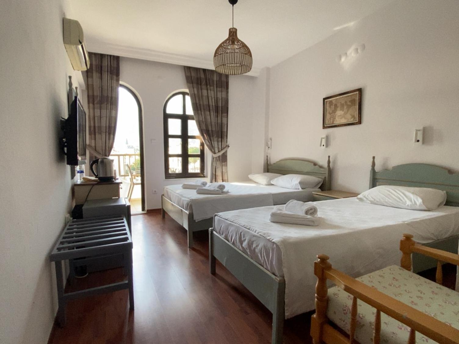 Triple Room with Mountain View - Photo 1