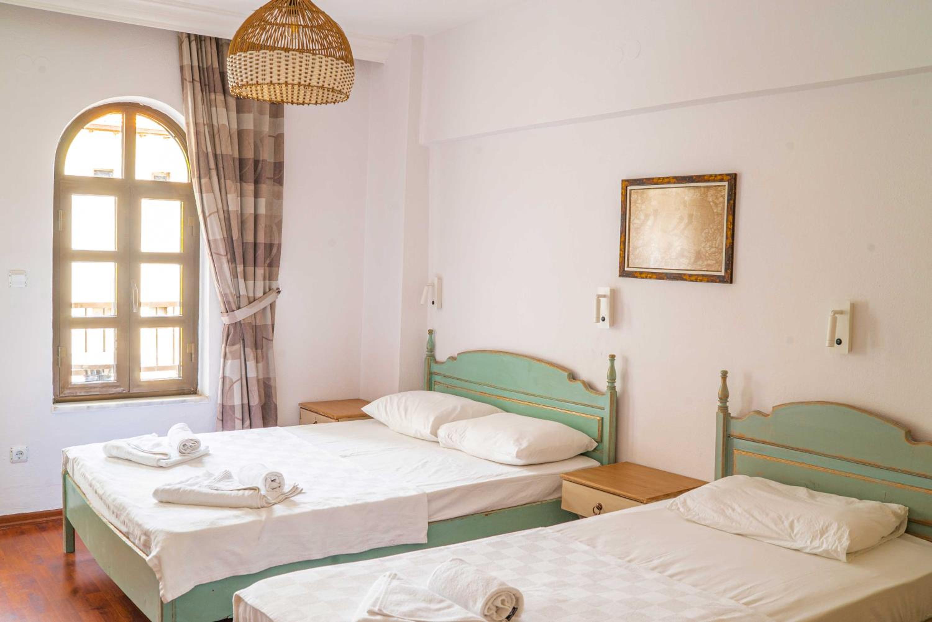 Triple Room with Mountain View - Photo 7