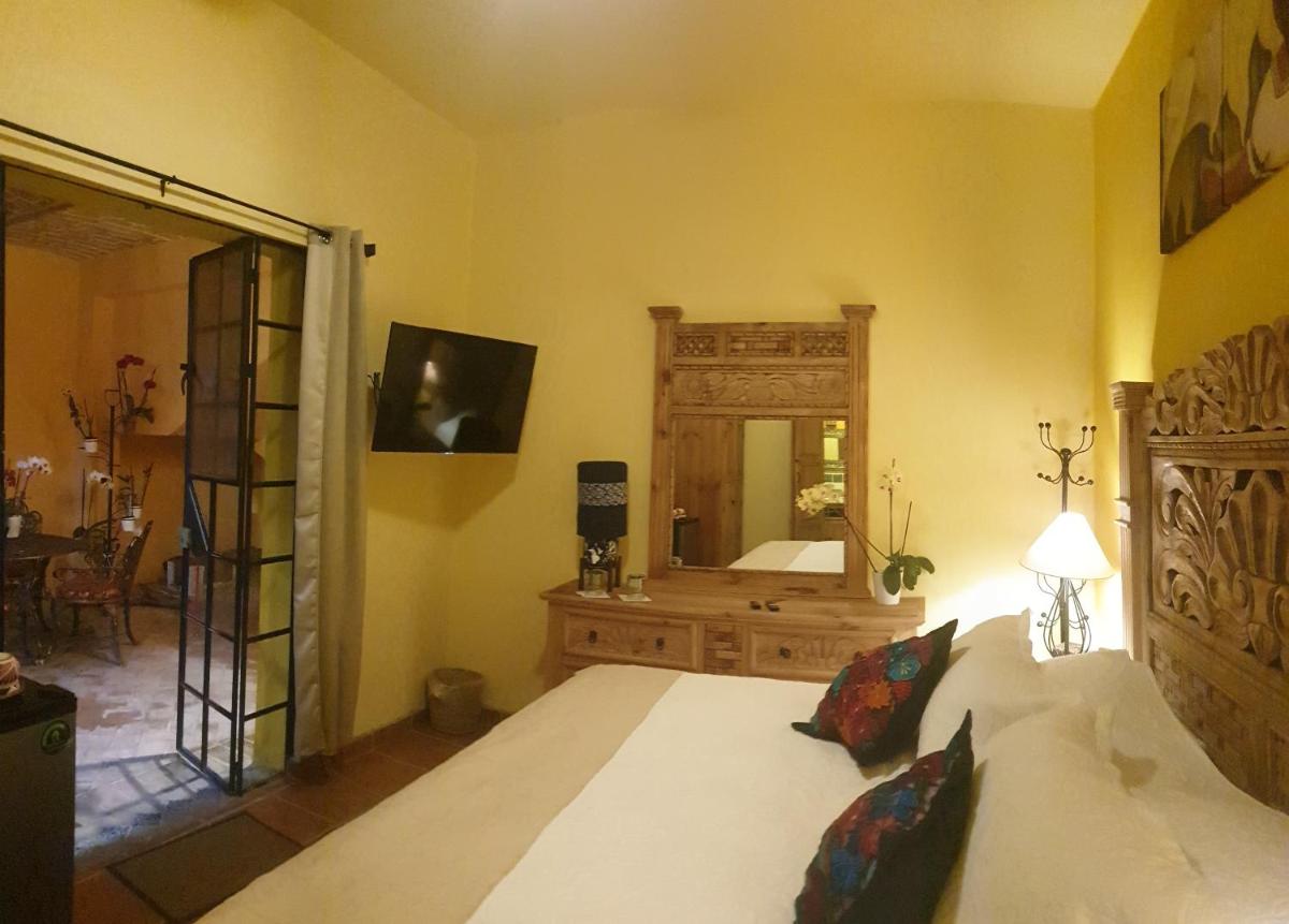 Standard King Room