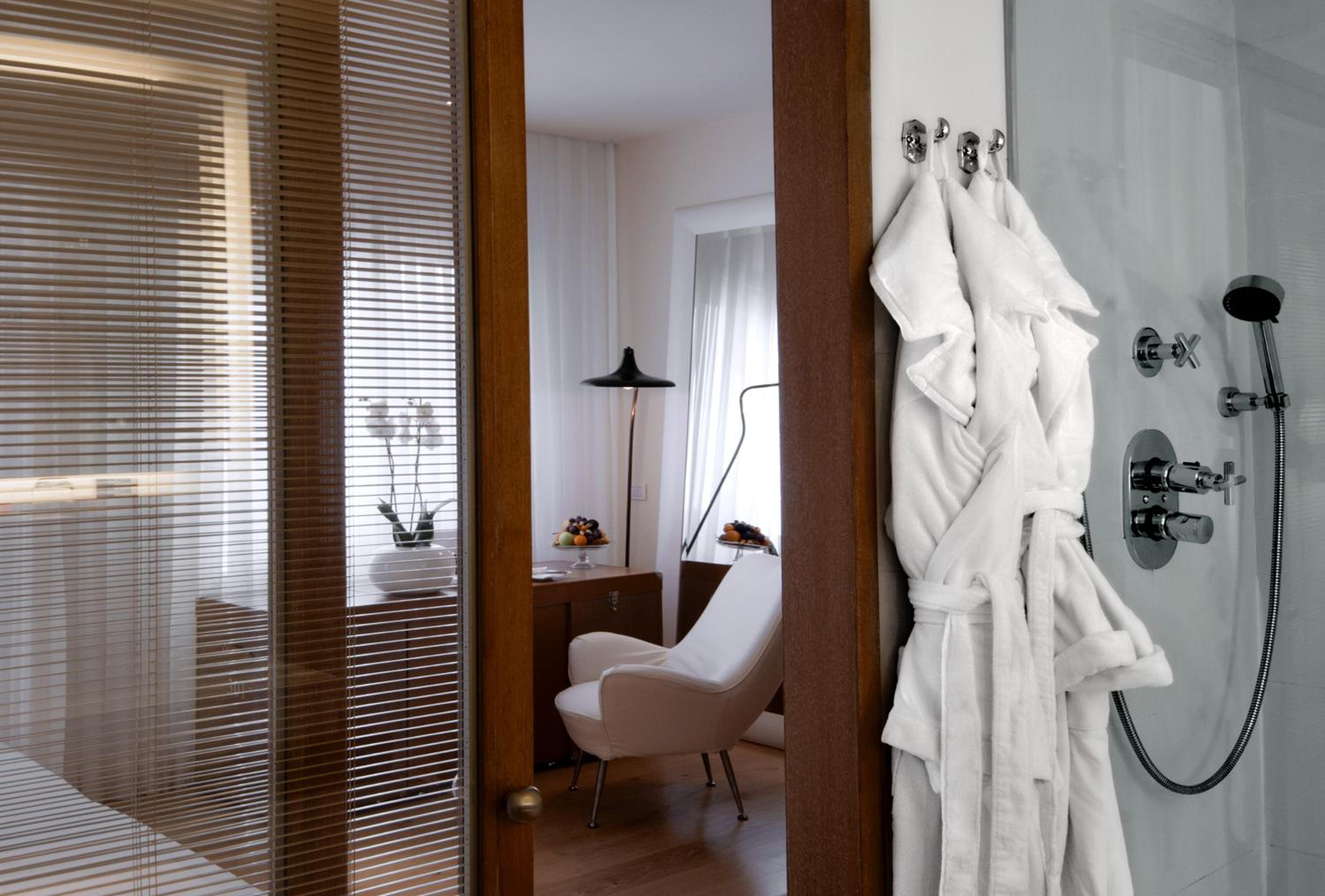 Superior Double or Twin Room photo 3
