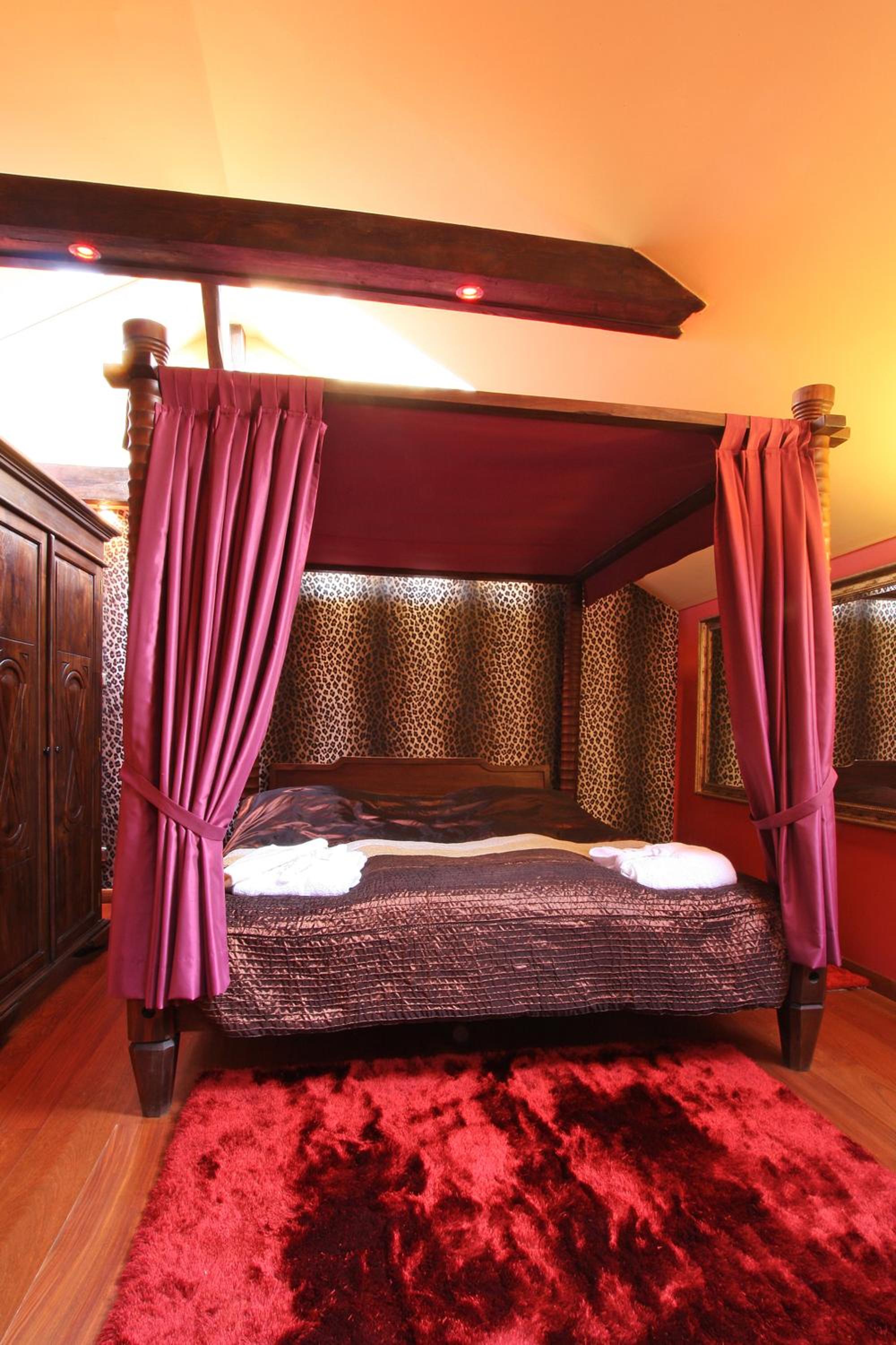 One-Bedroom Apartment - Penthouse with unlimited access to Roman Terms photo 3