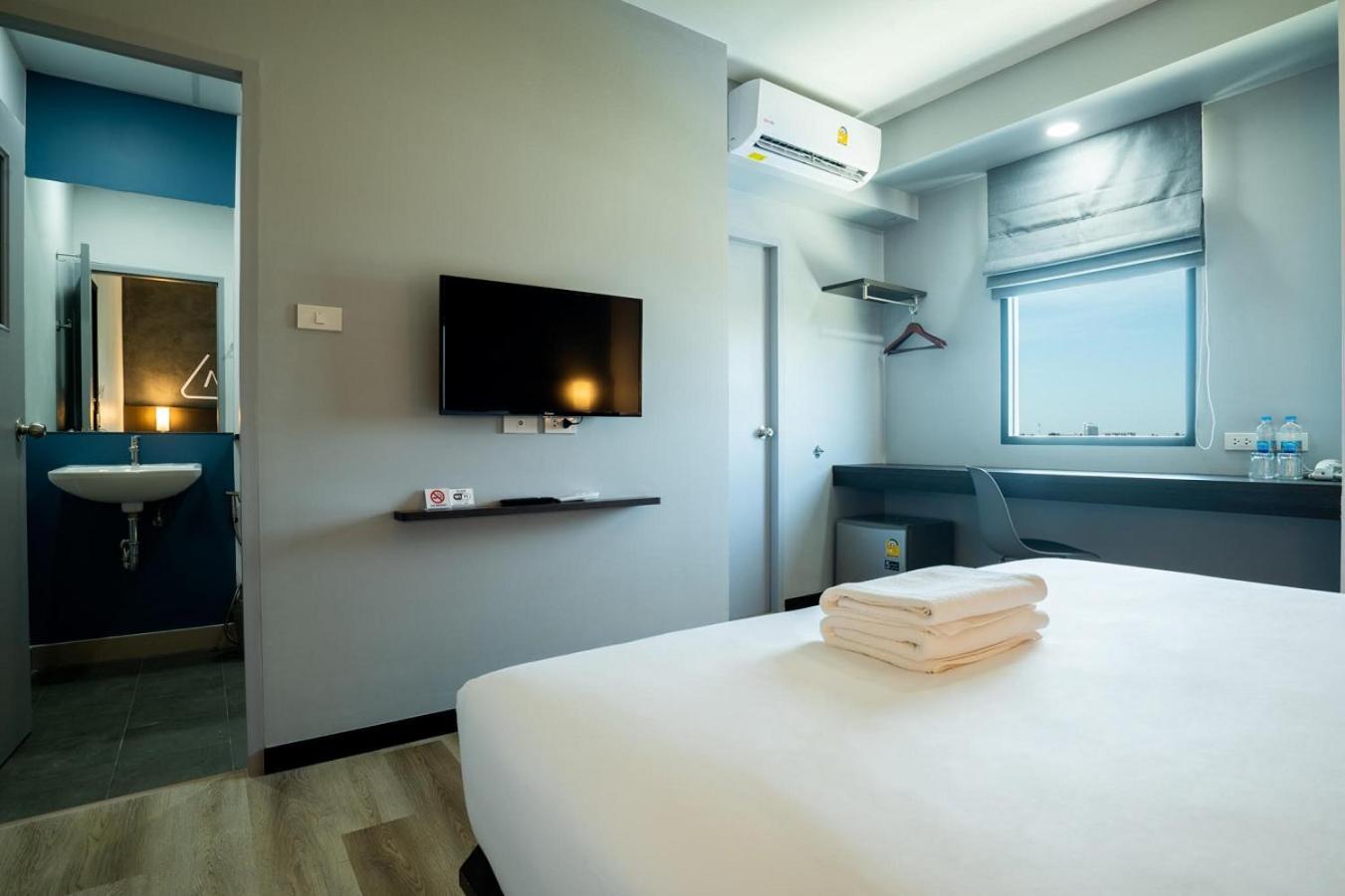 Standard Double Room - Photo 5