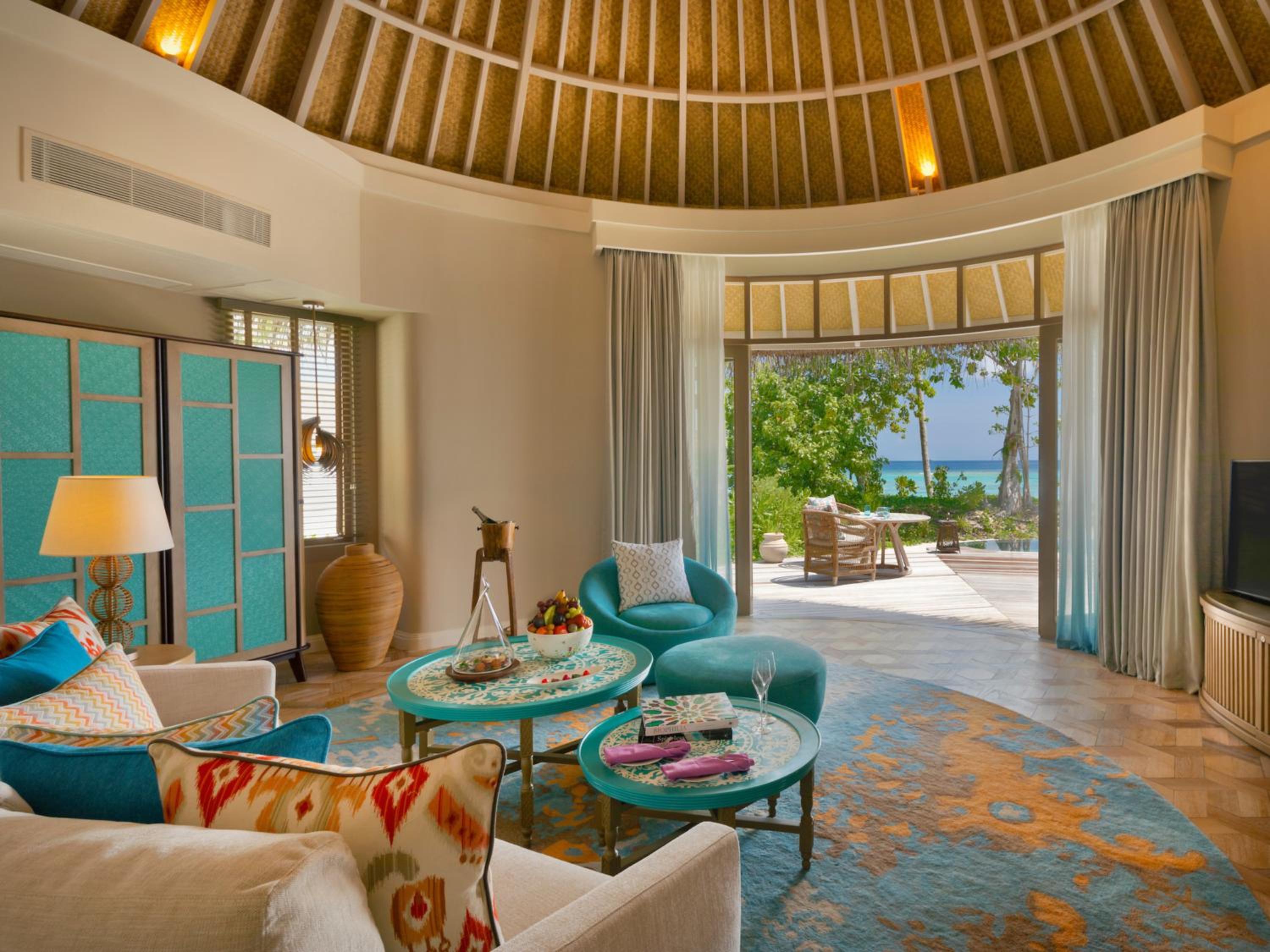 Beach House with Private Pool  photo 3