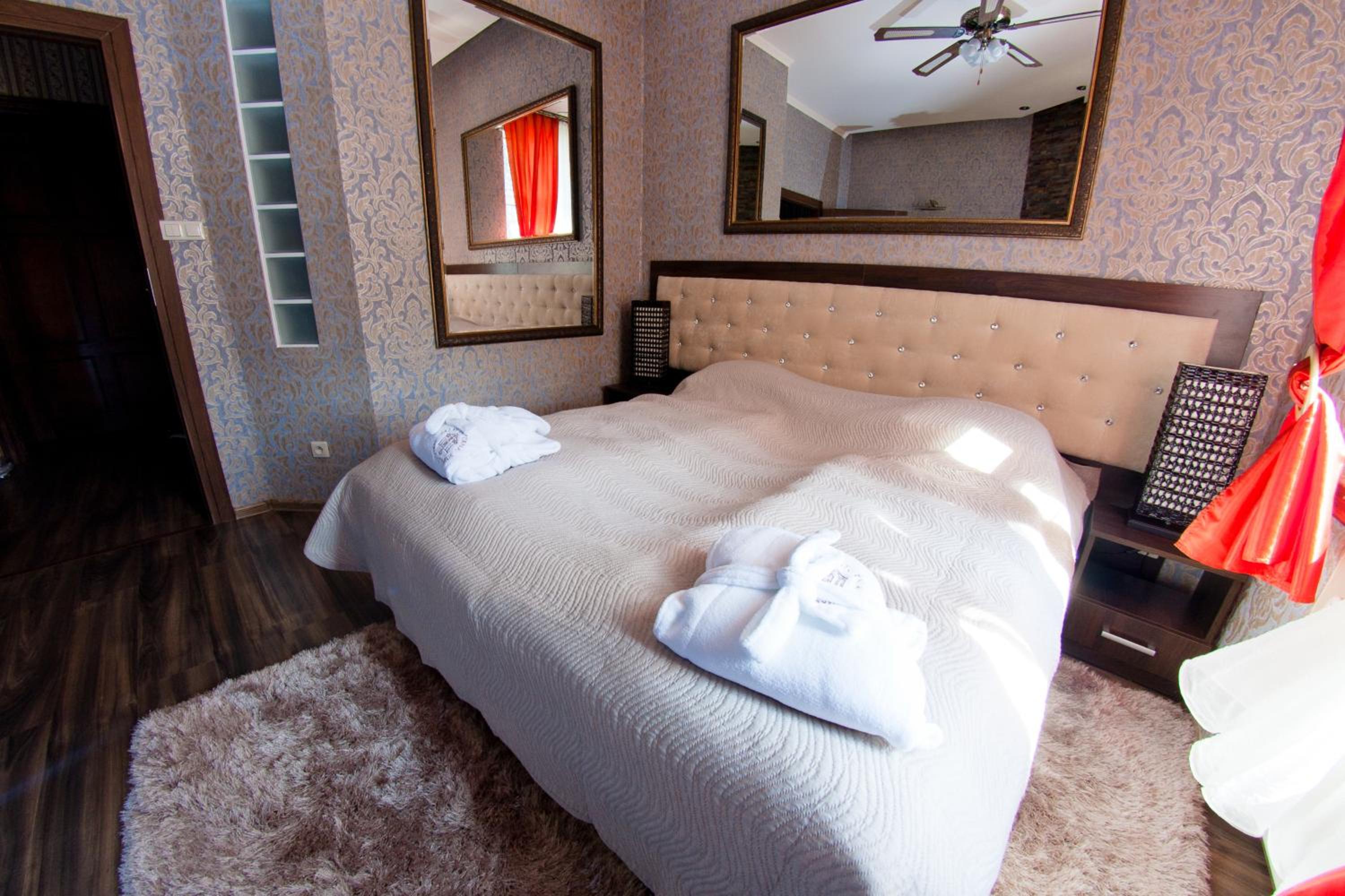Comfort Double Room with unlimited access to Roman Terms photo 1