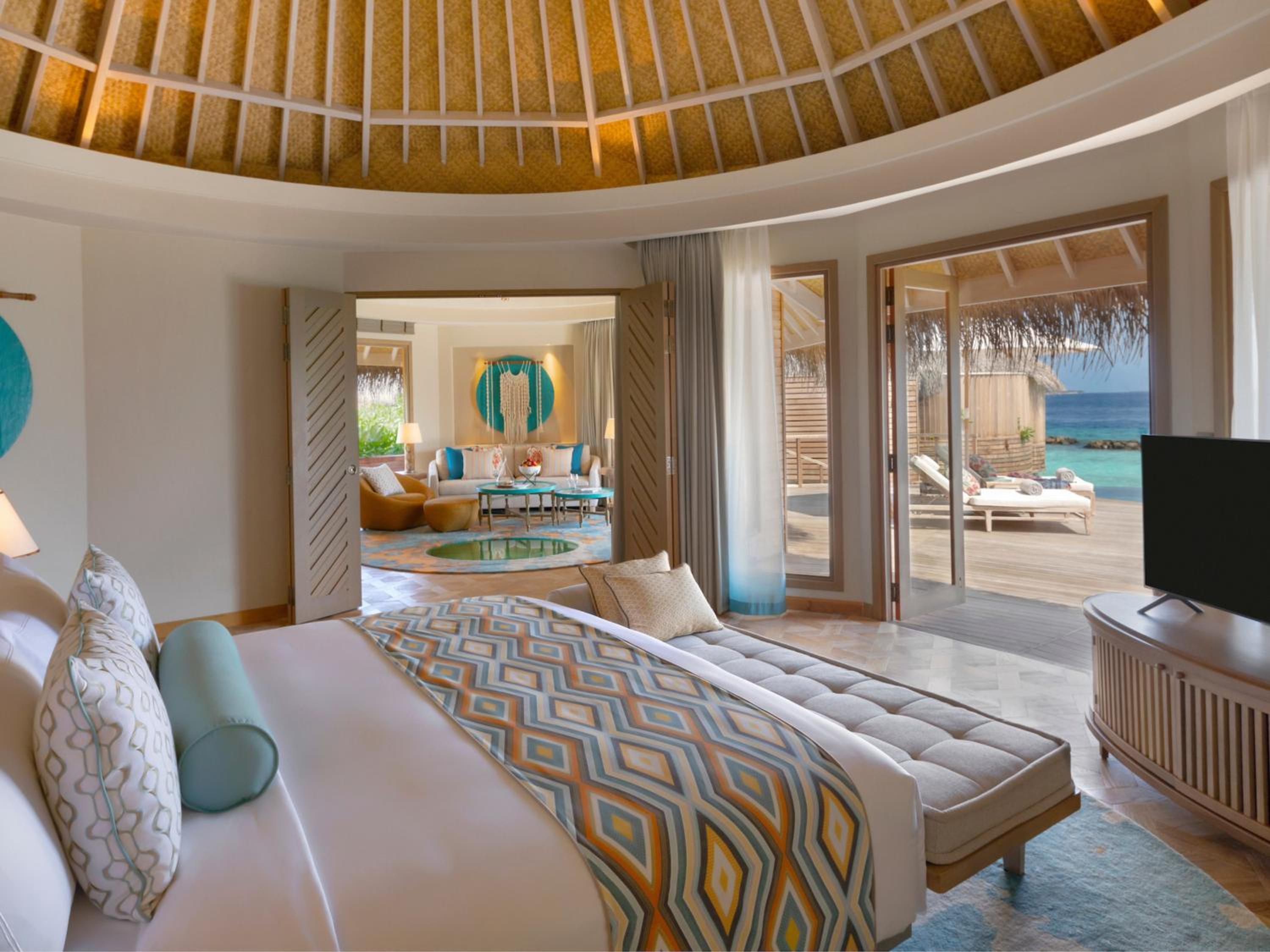 Ocean House with Private Pool   photo 2