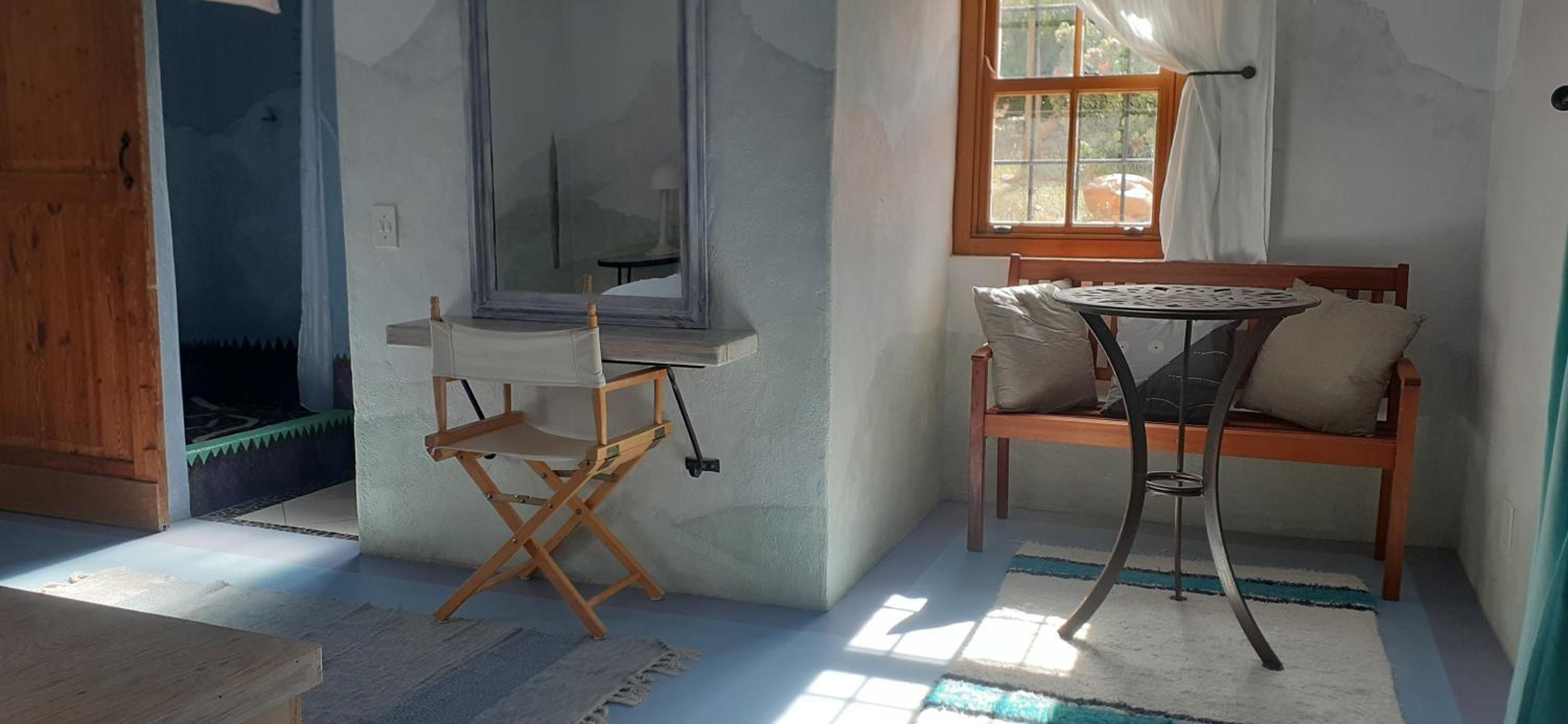 One-Bedroom House - Photo 33
