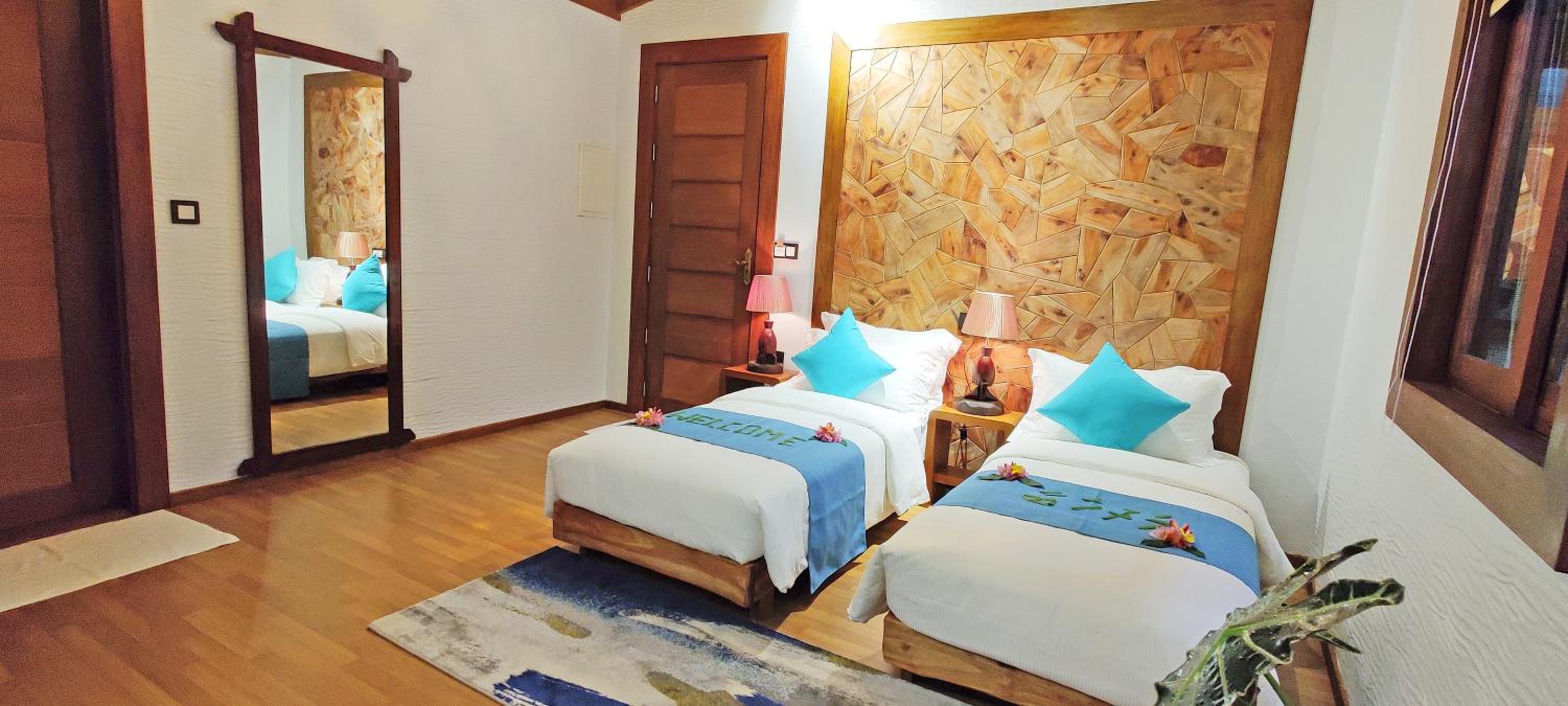 Deluxe Twin Room