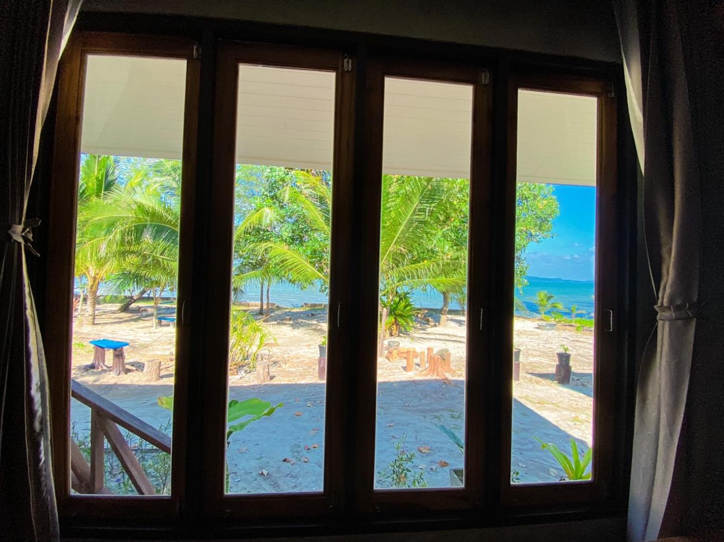 Deluxe Double Room with Sea View photo 2