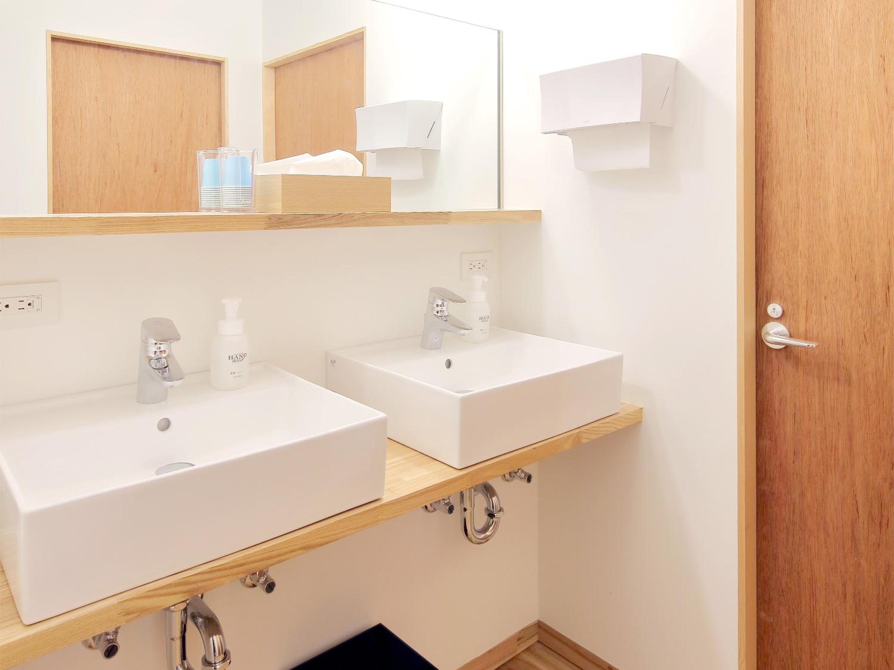 Standard Dormitory Room (Female-only Floor) photo 2