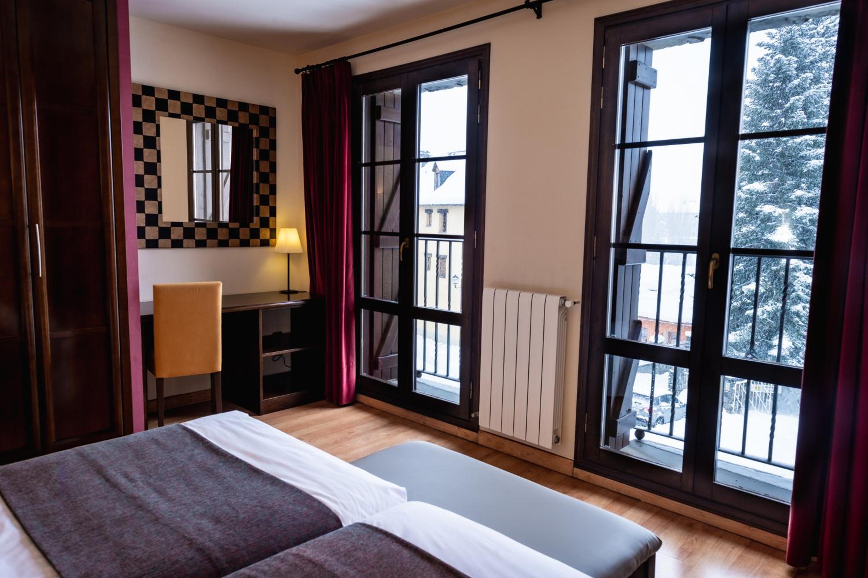 Habitación Doble con Vista a la Montaña