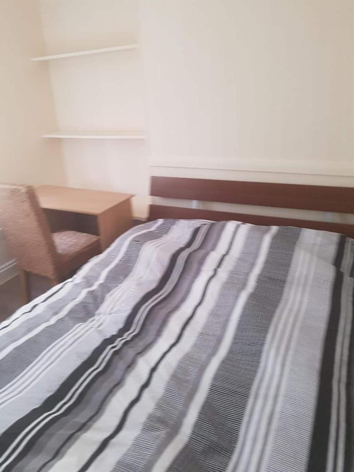 Double Room with Private Bathroom photo 1
