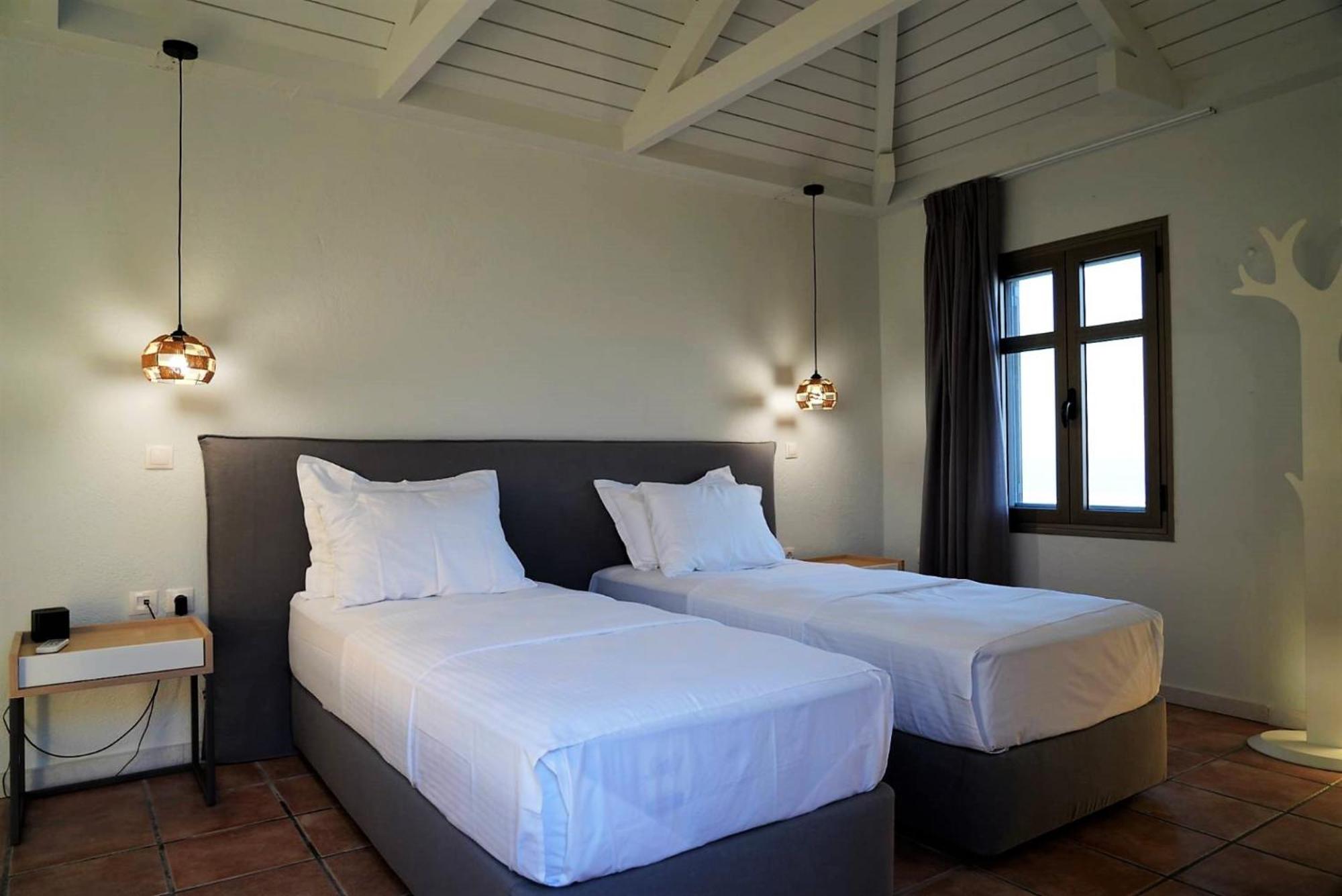 Double Room - Sea View photo 2