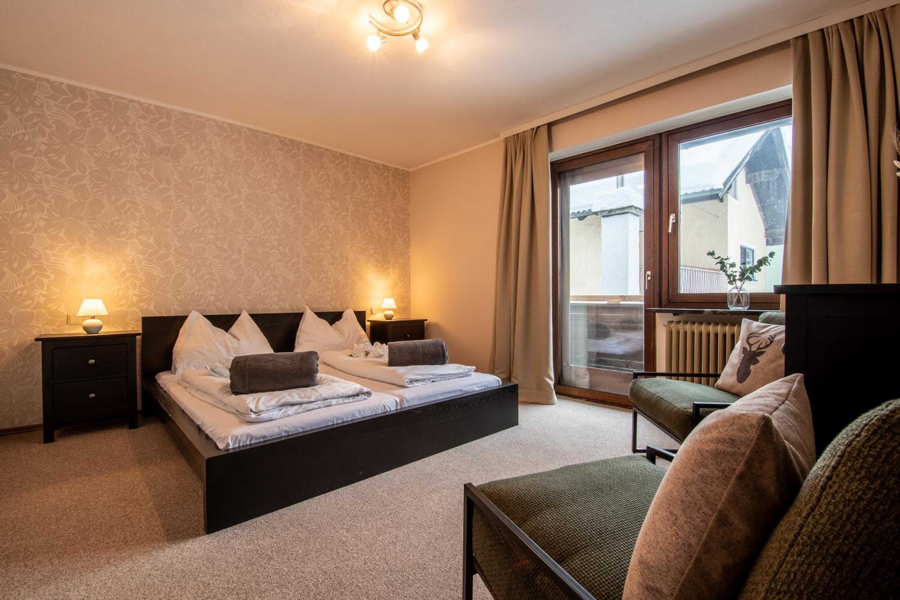 Standard One-Bedroom Apartment with Balcony photo 1