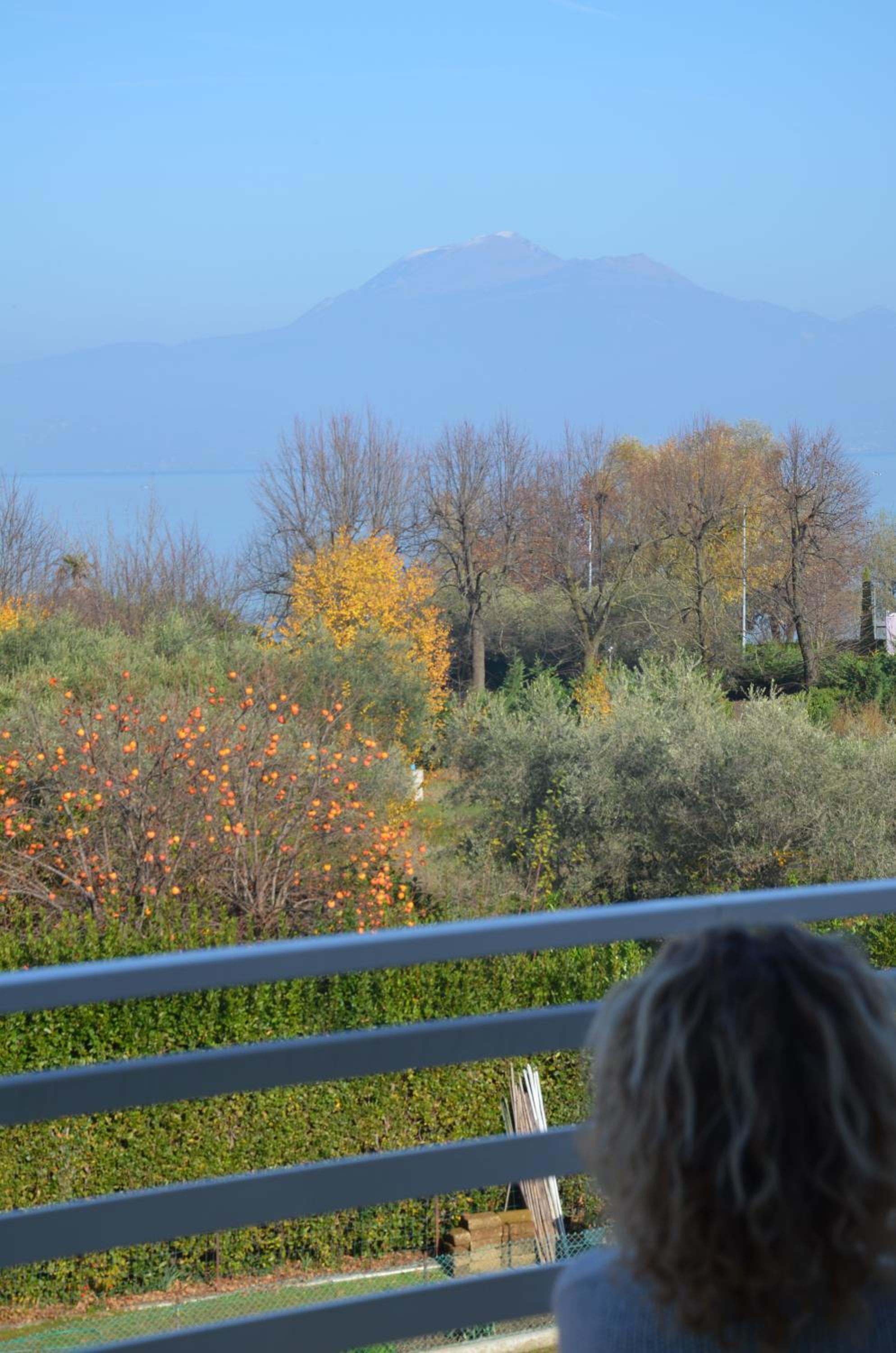 Double Room with Lake View - Photo 8