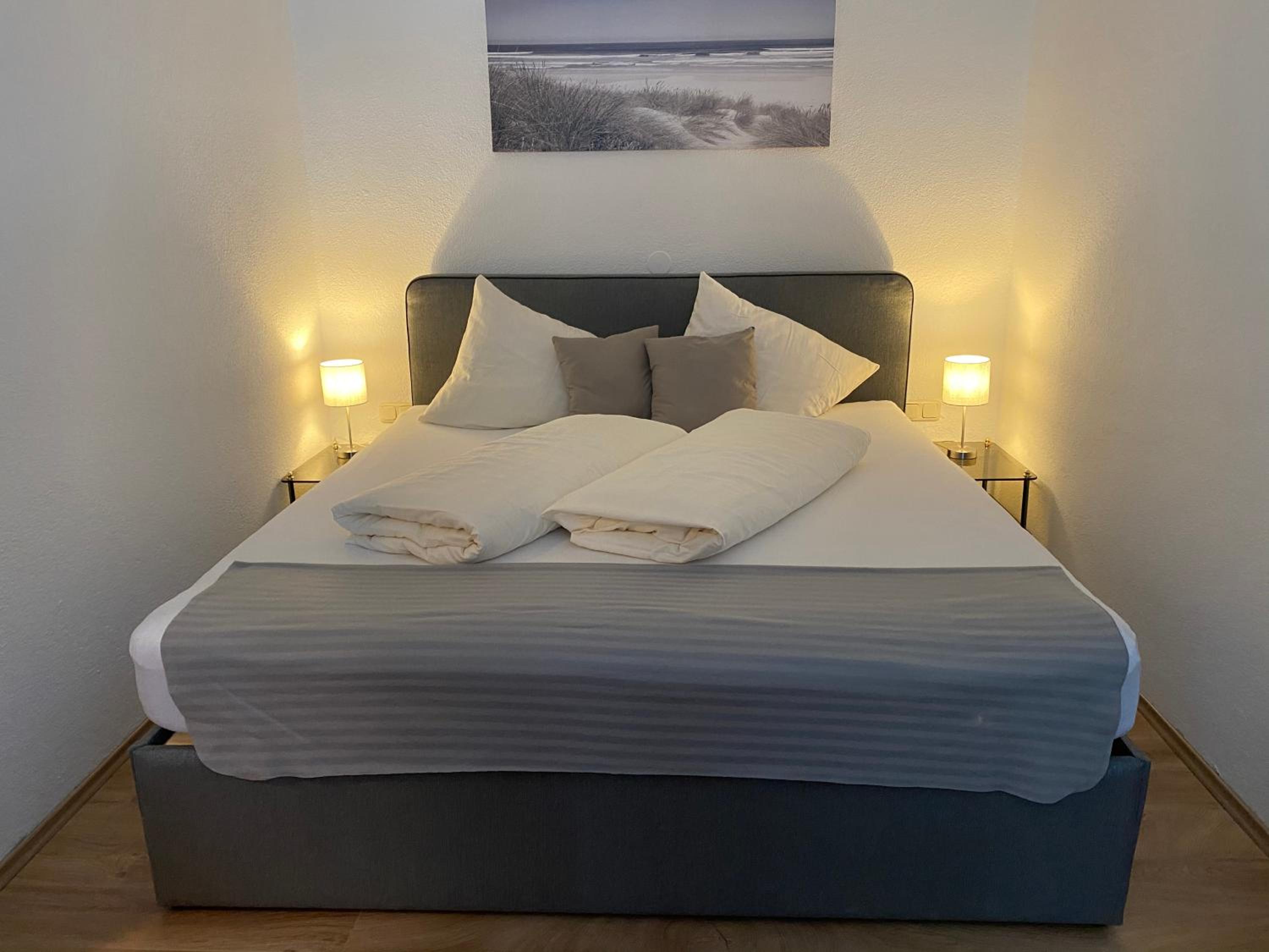 One-Bedroom Apartment - Photo 13