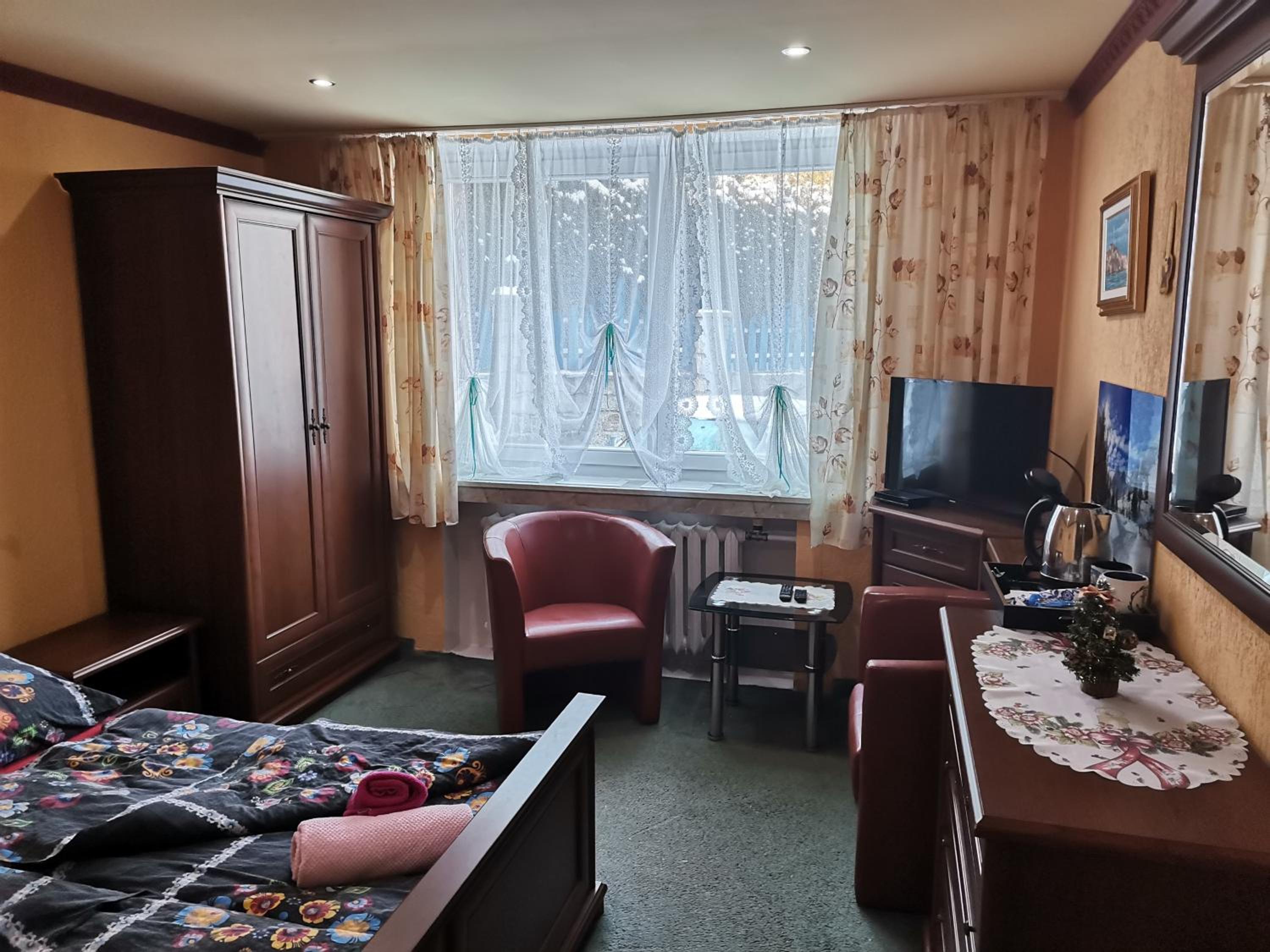 Double Room with Private Bathroom photo 1