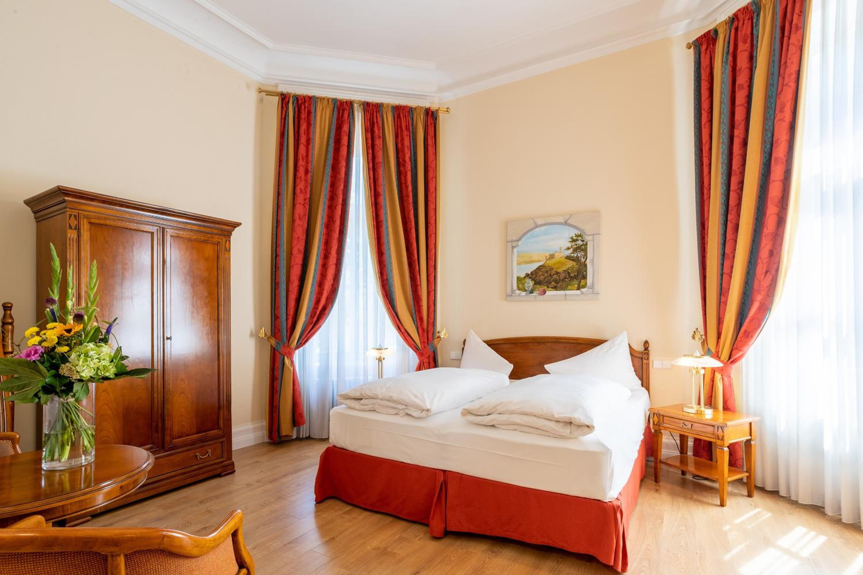 Standard Double Room - Photo 4