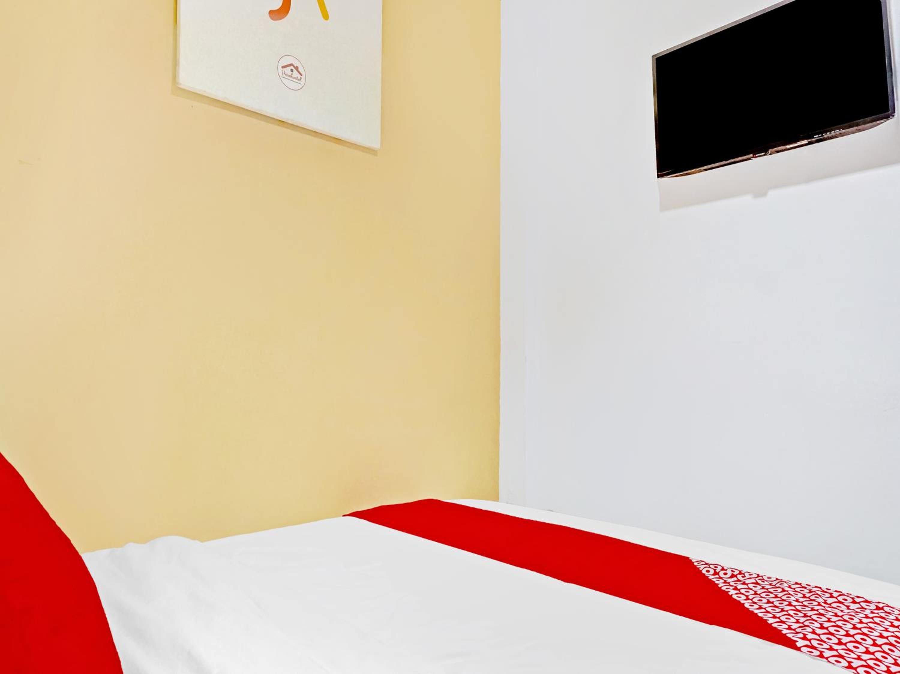 Standard Double Room - Photo 4