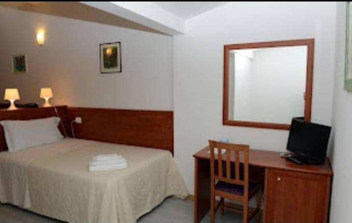 Triple Room - Photo 2